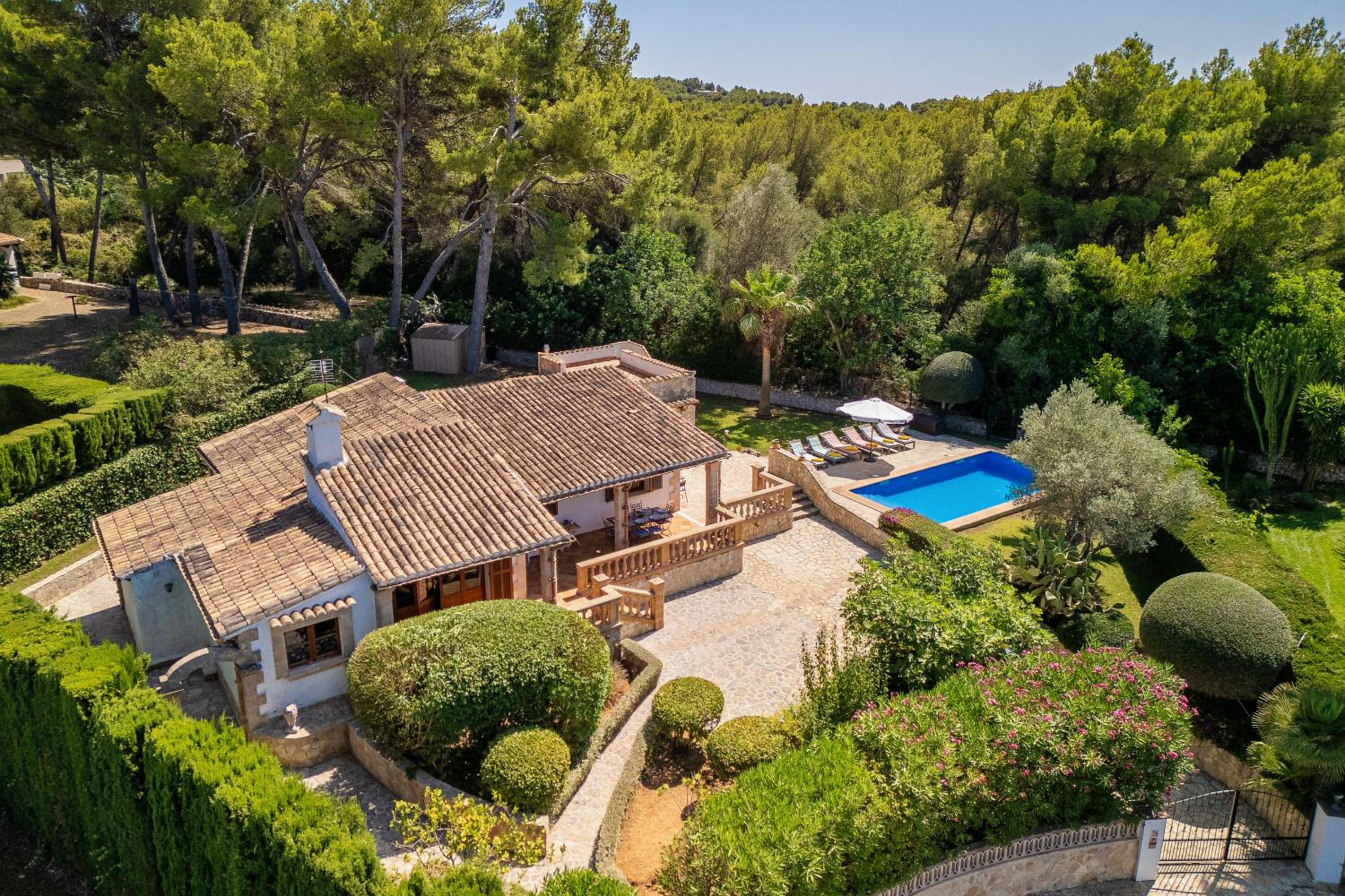 E418 Villa Victoria by Mallorca Villa Selection