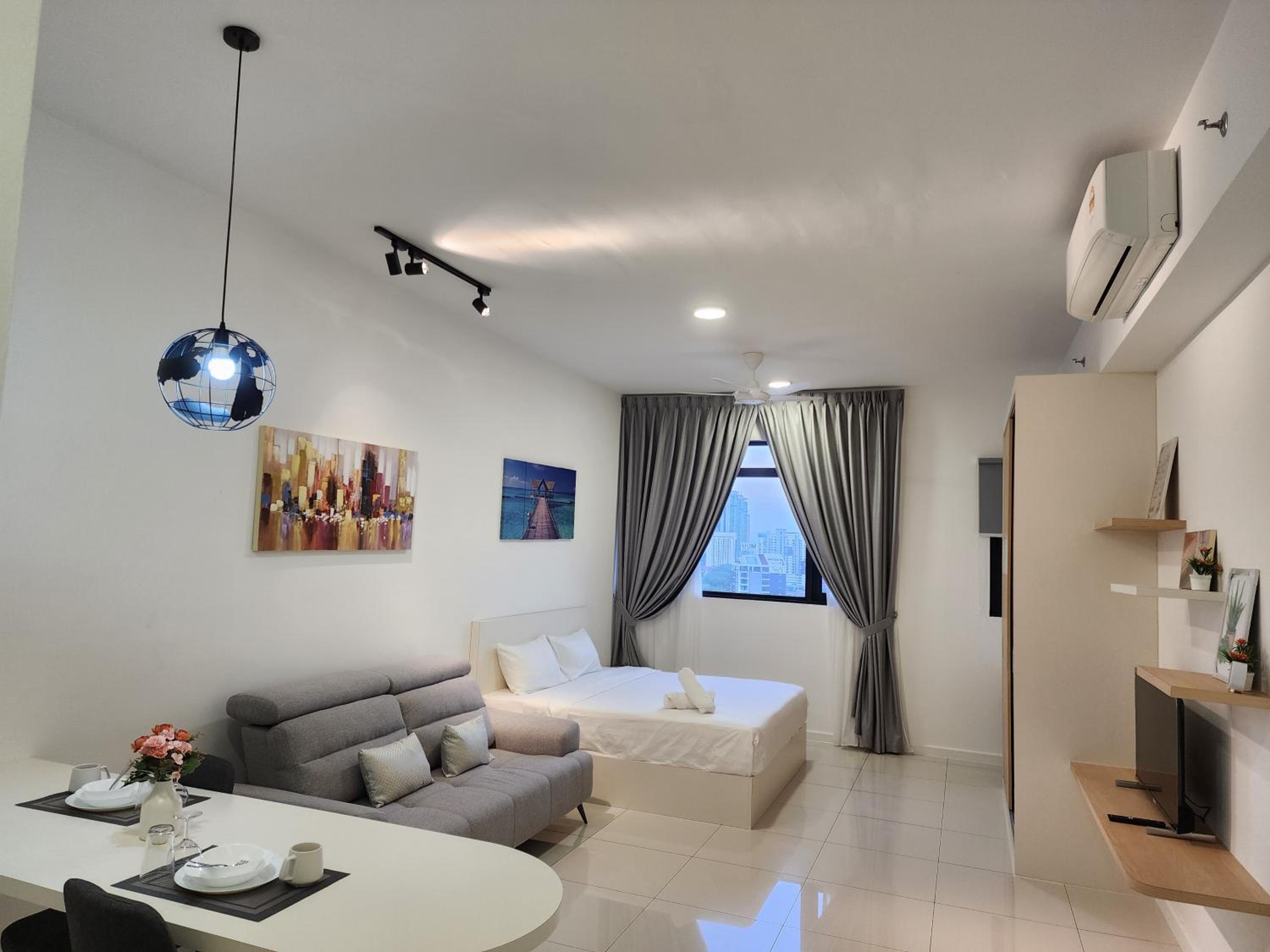Chambers Residence Suites Couple Studio