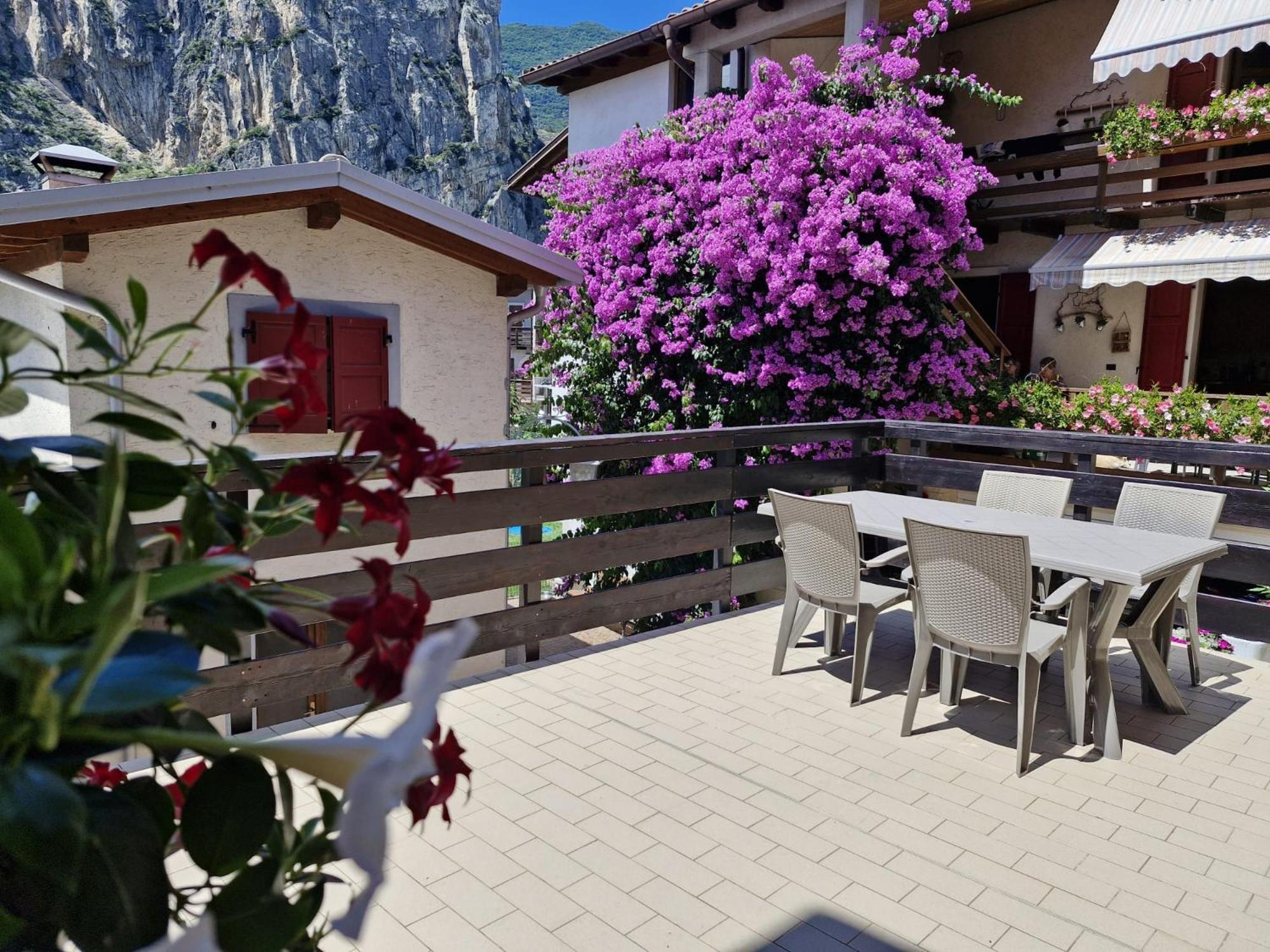 Casa Edera - Holiday Home Garda Trentino