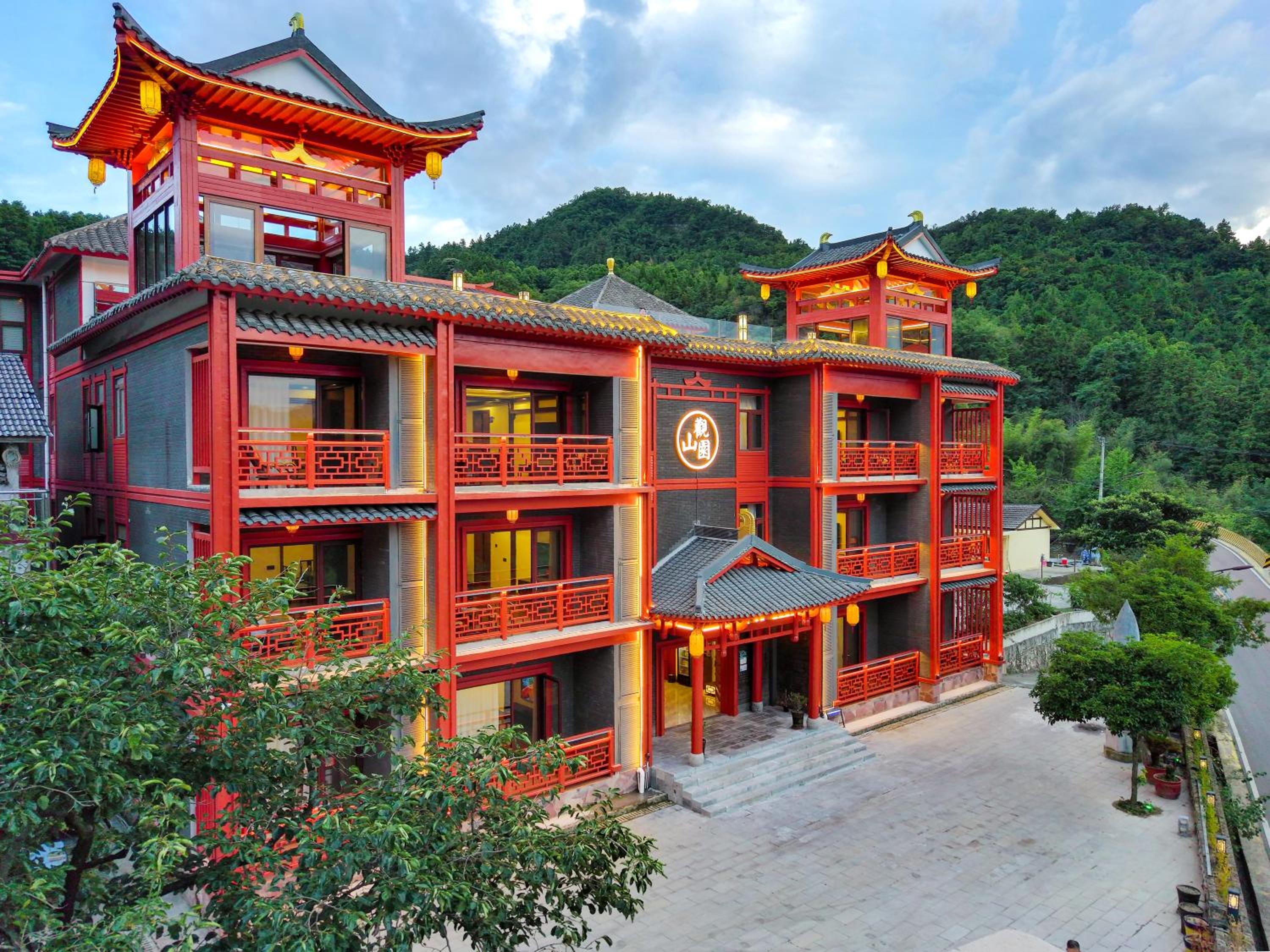 Zhangjiajie Guanshanyuan B&B