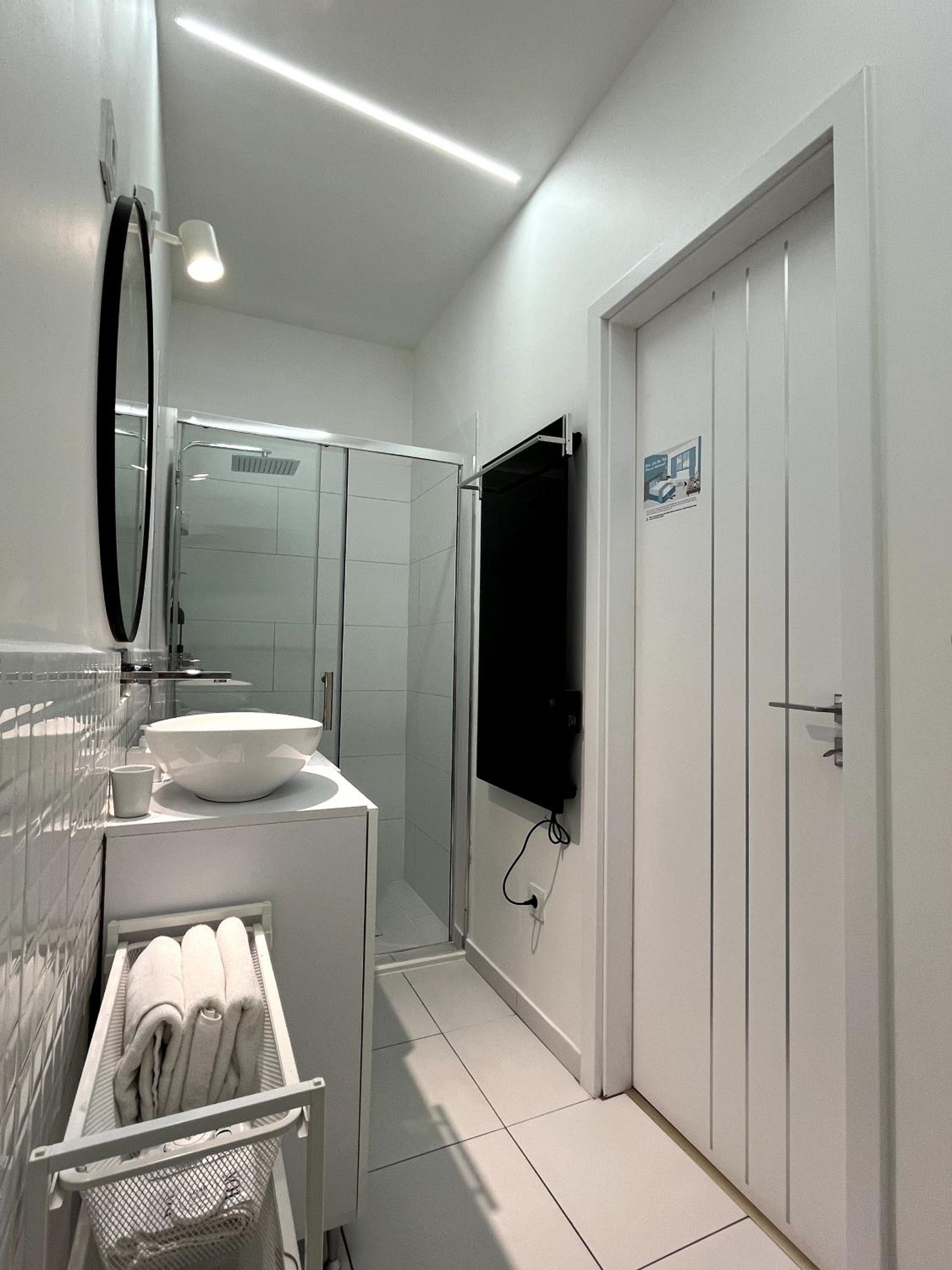 ARYA Apartment