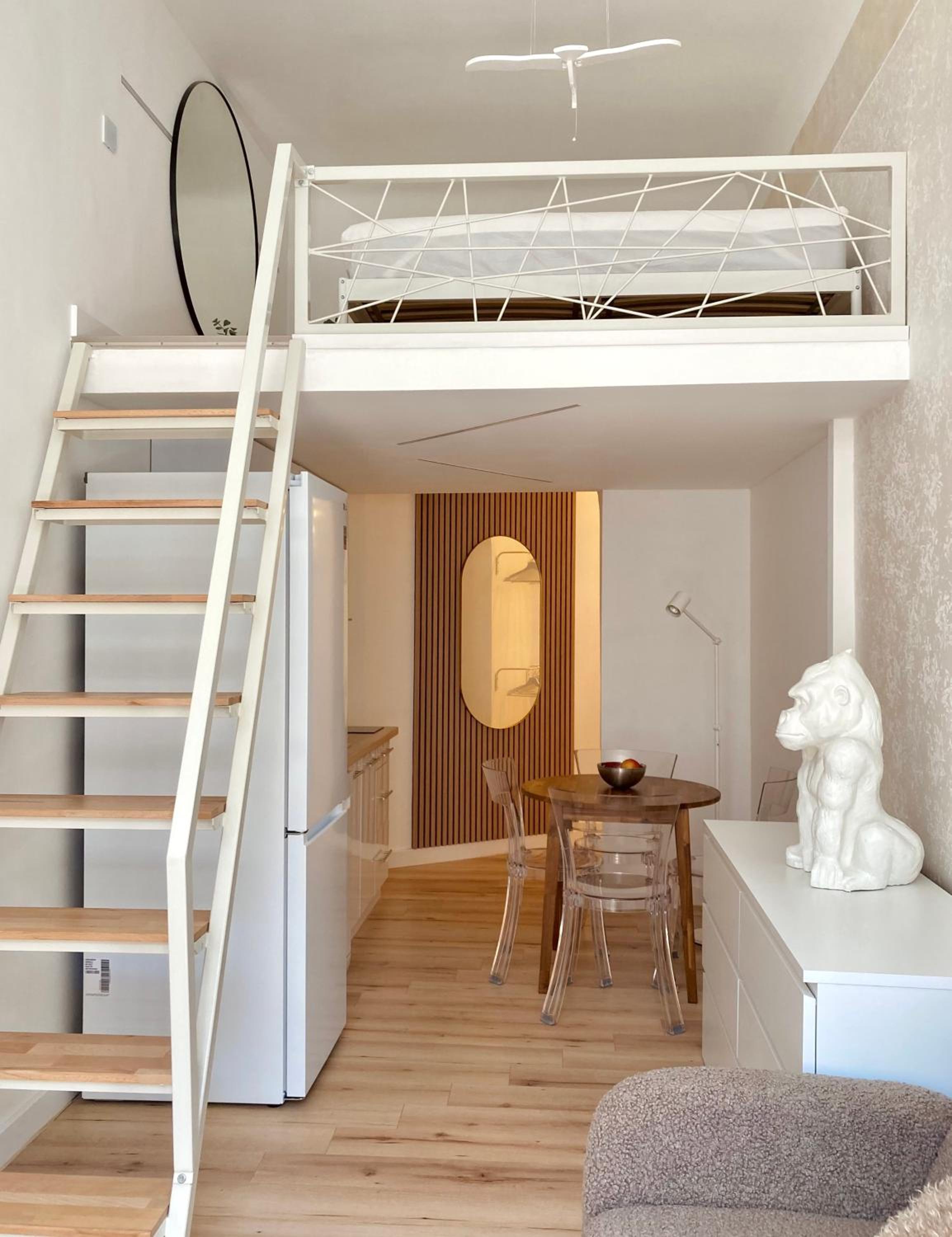 ARYA Apartment