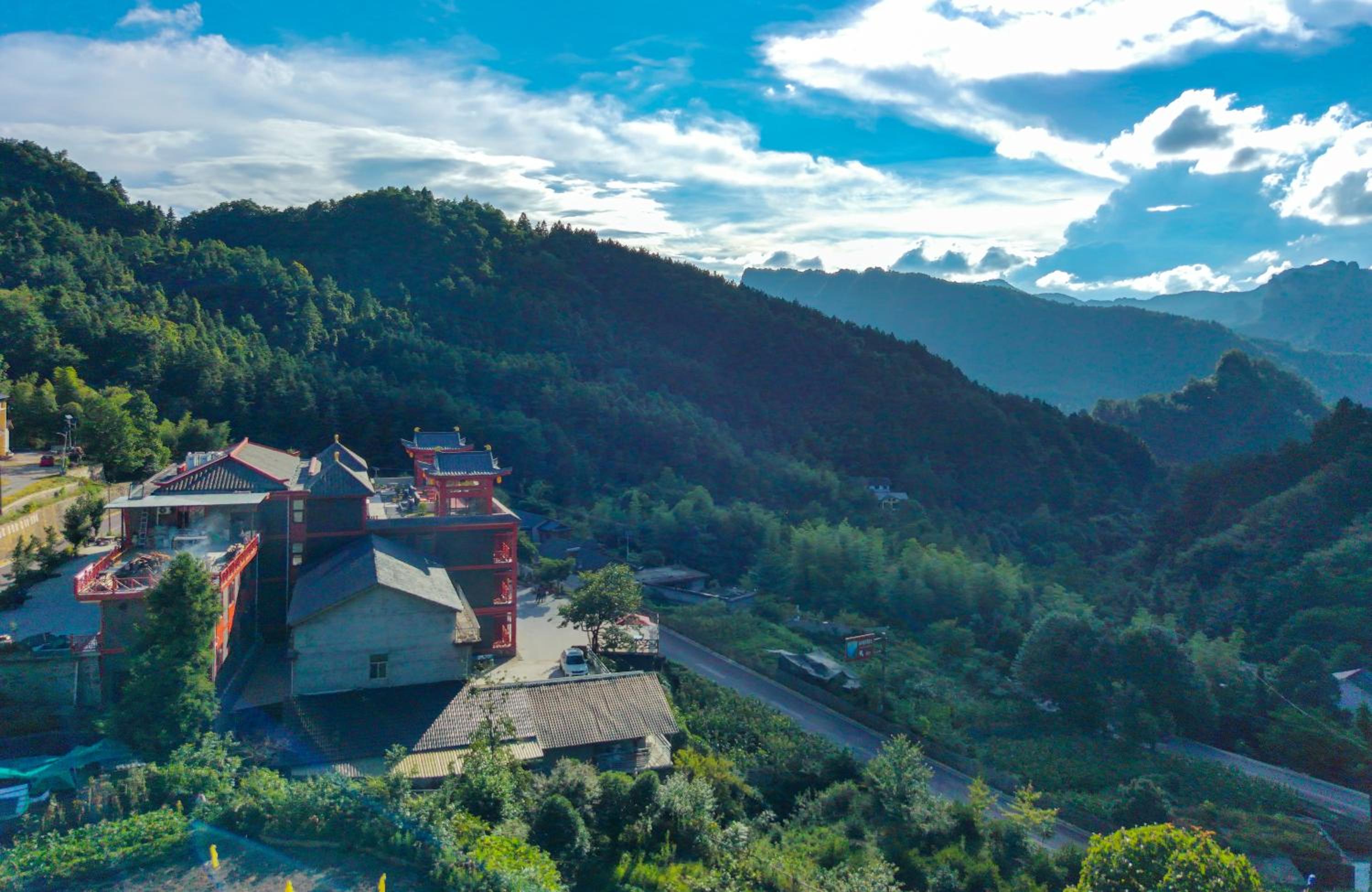 Zhangjiajie Guanshanyuan B&B