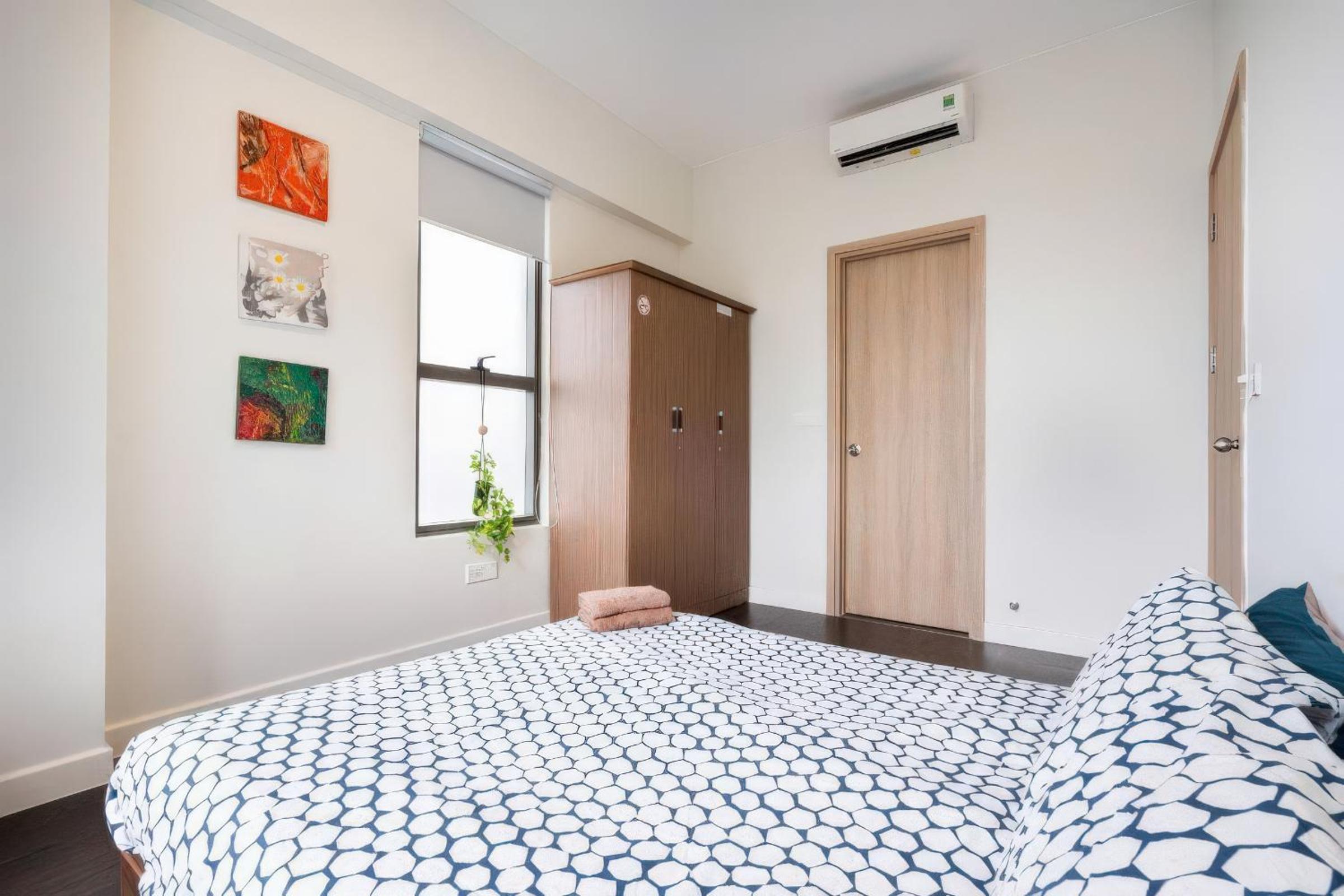 Minute Suites - Botanica Orchard TSN Airport
