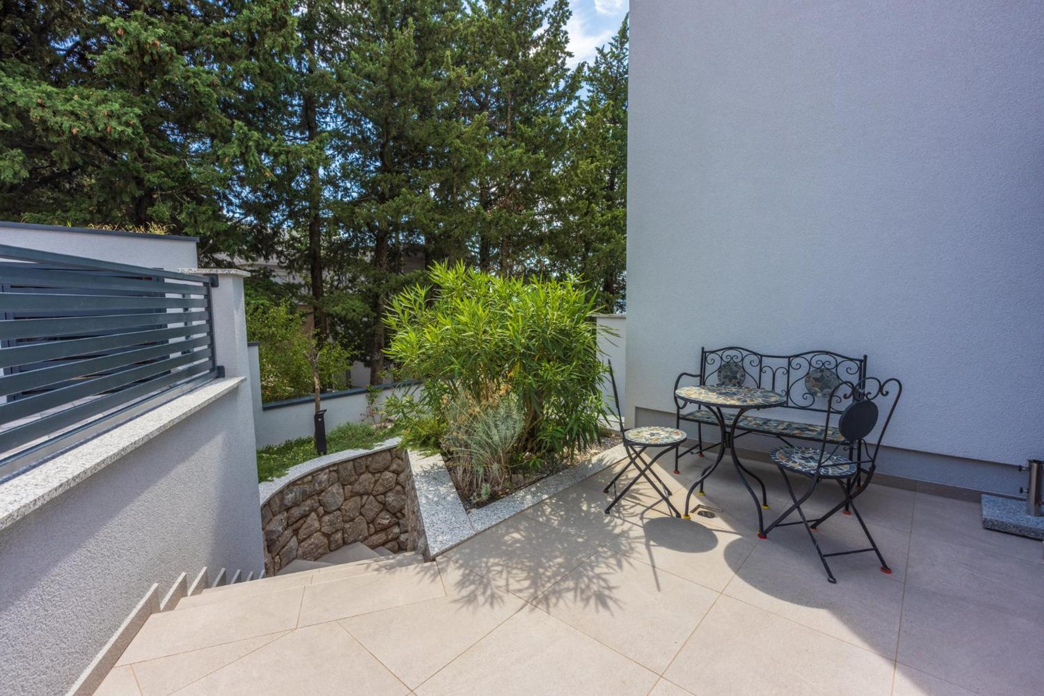 Holiday Oasis C
