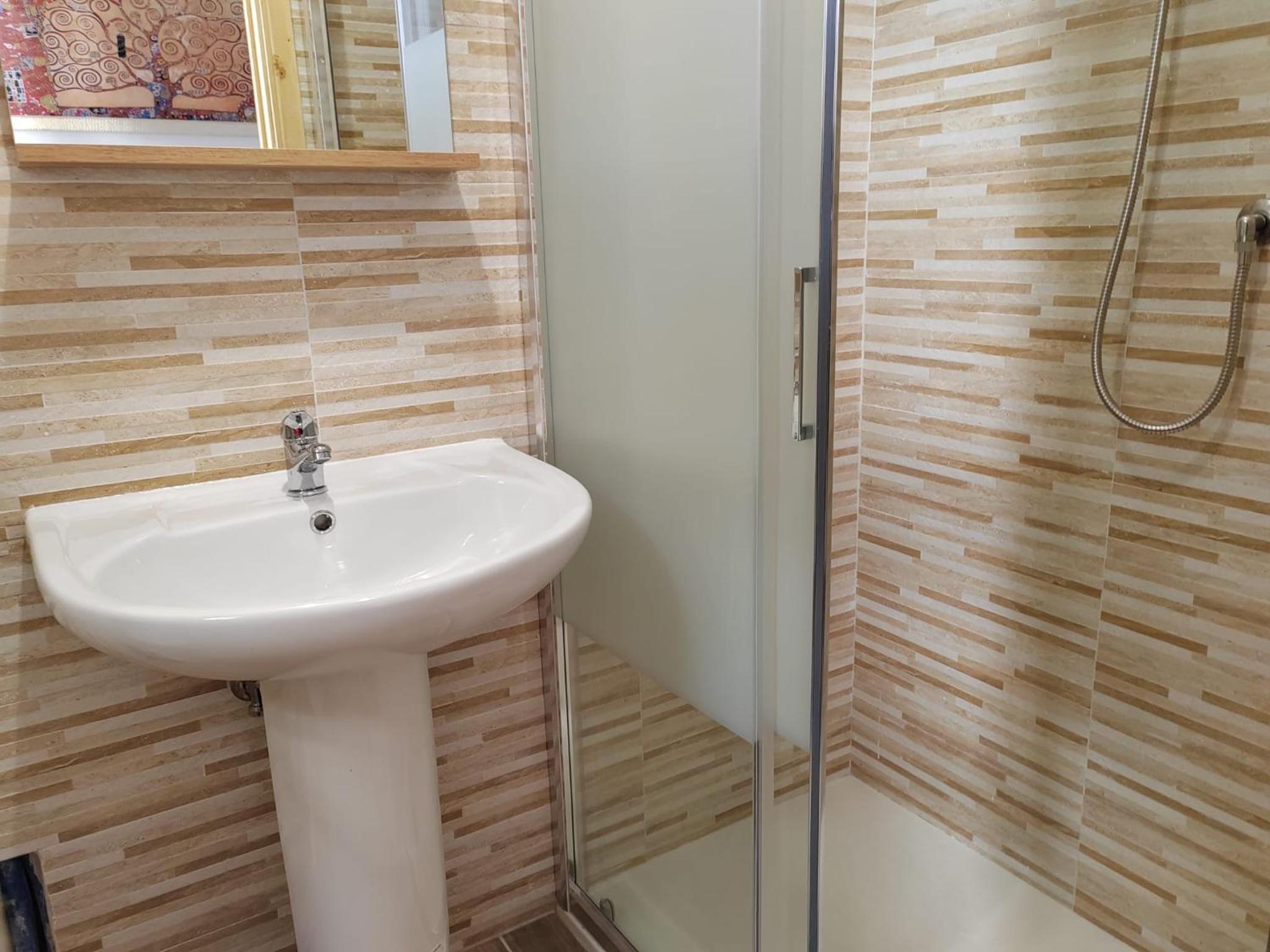 Casa via gobetti en Parma — bathroom