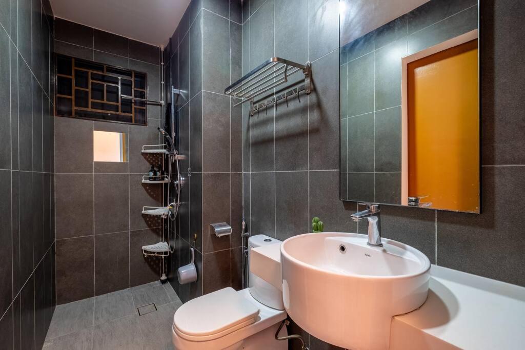 Japanese Design 4bedrooms with Kids Play Astoria