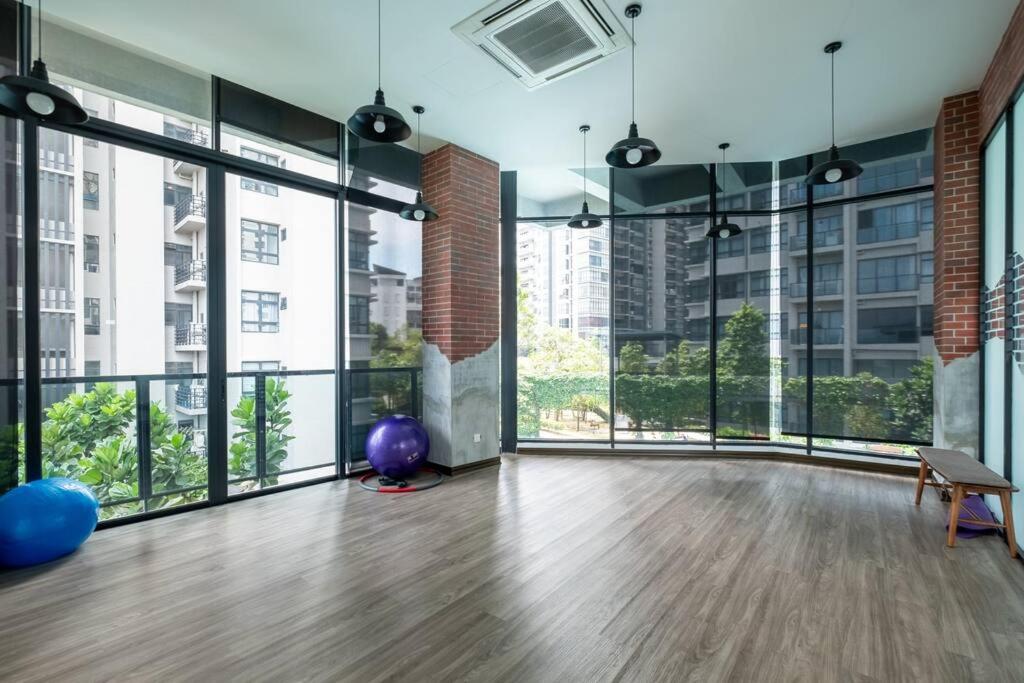 Japanese Design 4bedrooms with Kids Play Astoria