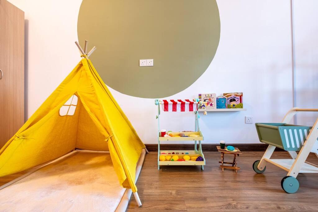 Japanese Design 4bedrooms with Kids Play Astoria