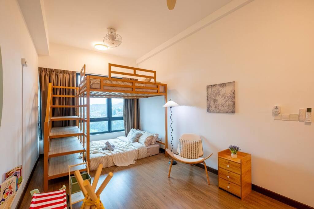 Japanese Design 4bedrooms with Kids Play Astoria