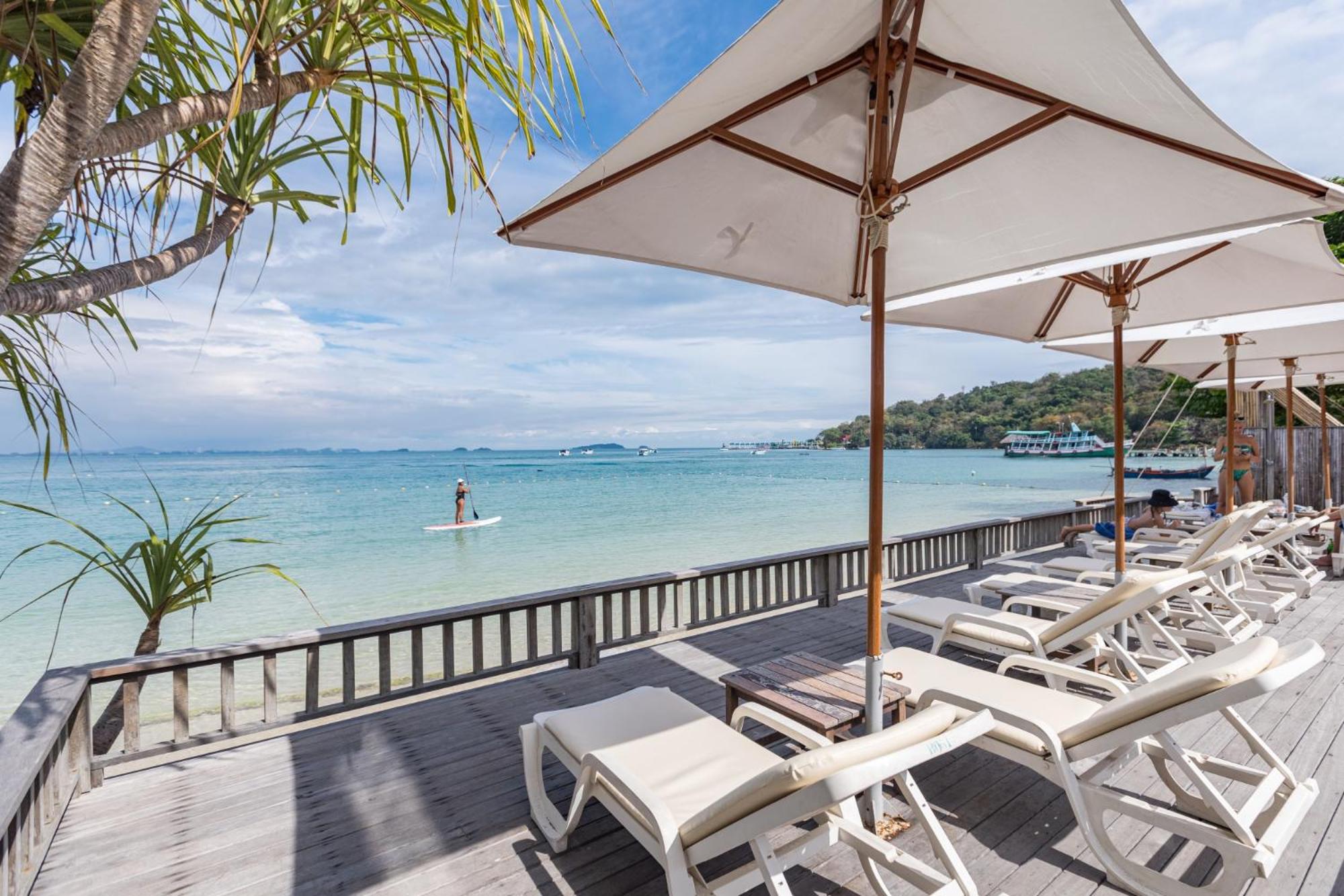 Baan Ploy Sea