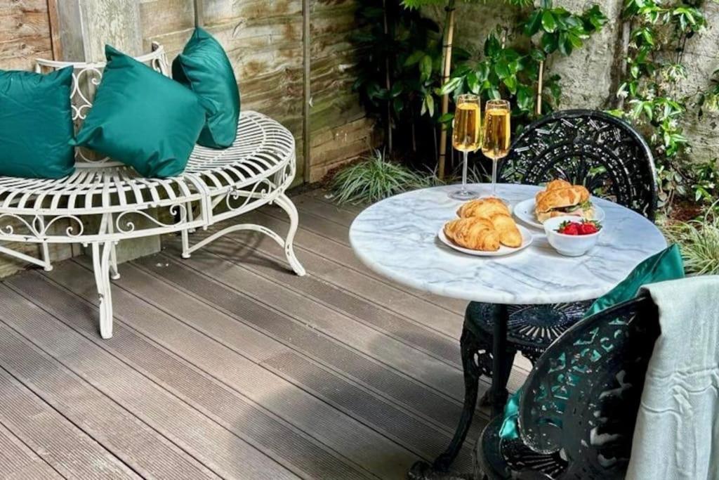 Hastings Hideaway