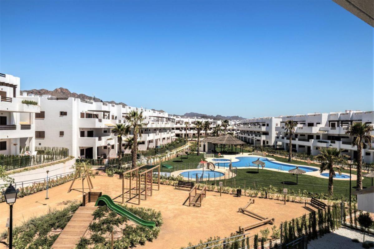 Casa Aguamarina apt con terraza y piscina