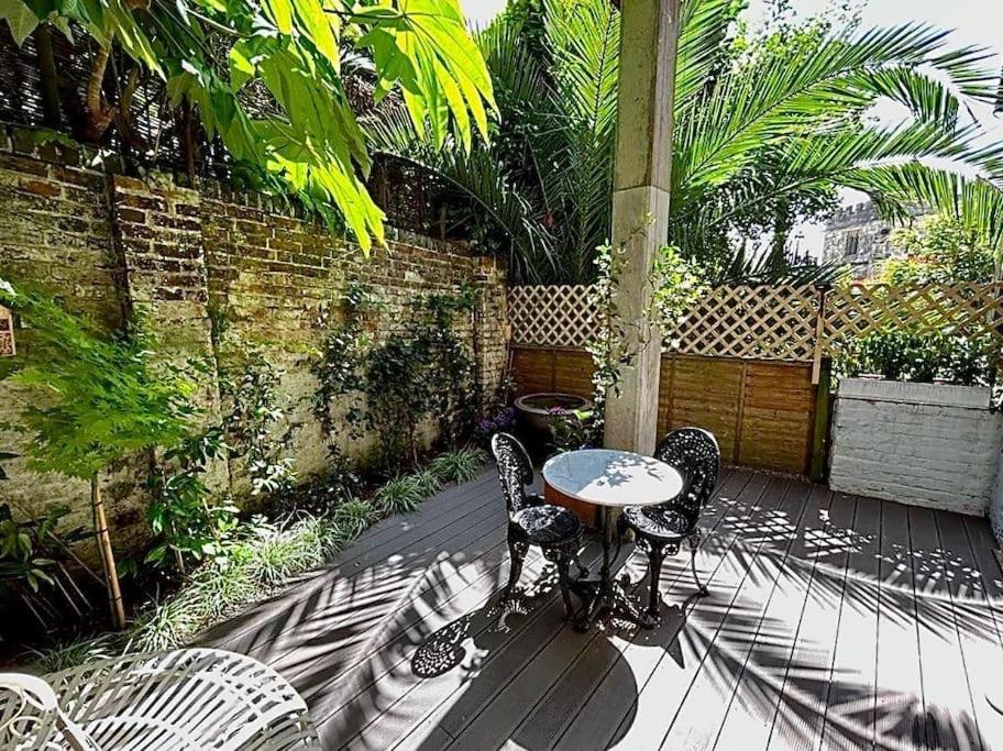 Hastings Hideaway