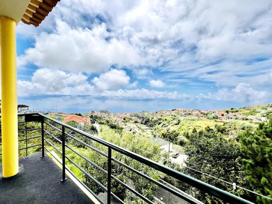 Casa Amarela by Your Madeira Rentals view 3