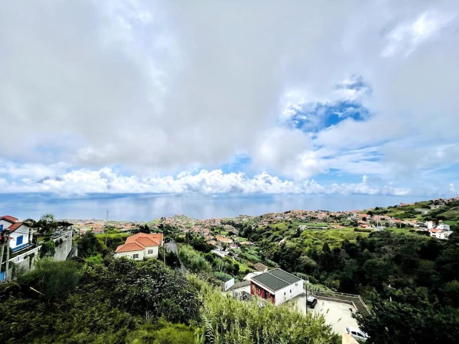 Casa Amarela by Your Madeira Rentals view 4
