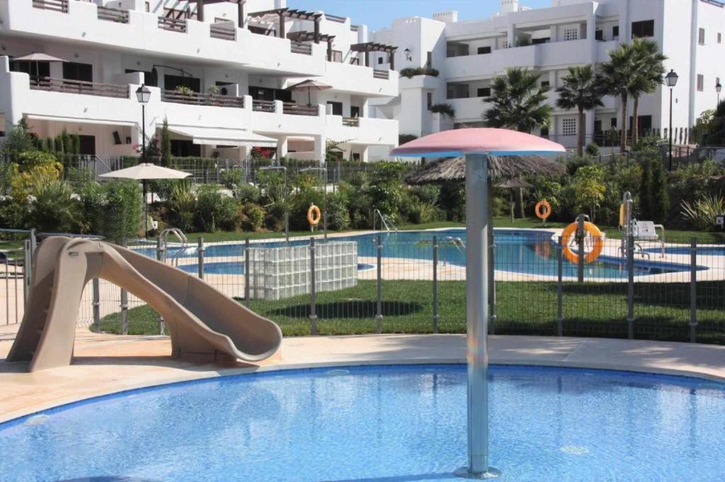 Casa Aguamarina apt con terraza y piscina