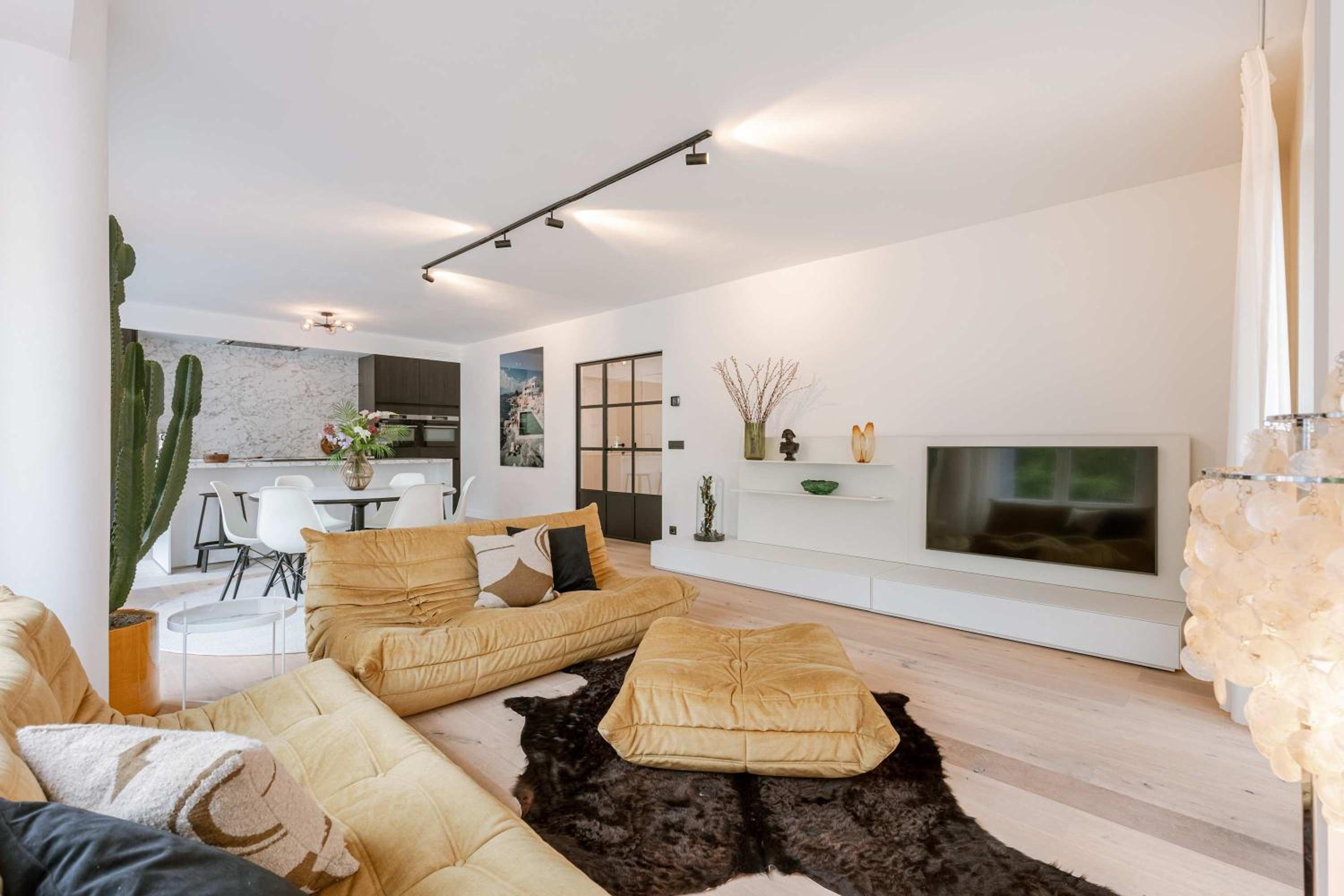 Casiola - Modern 3-bedroom apartment with family-friendly touches
