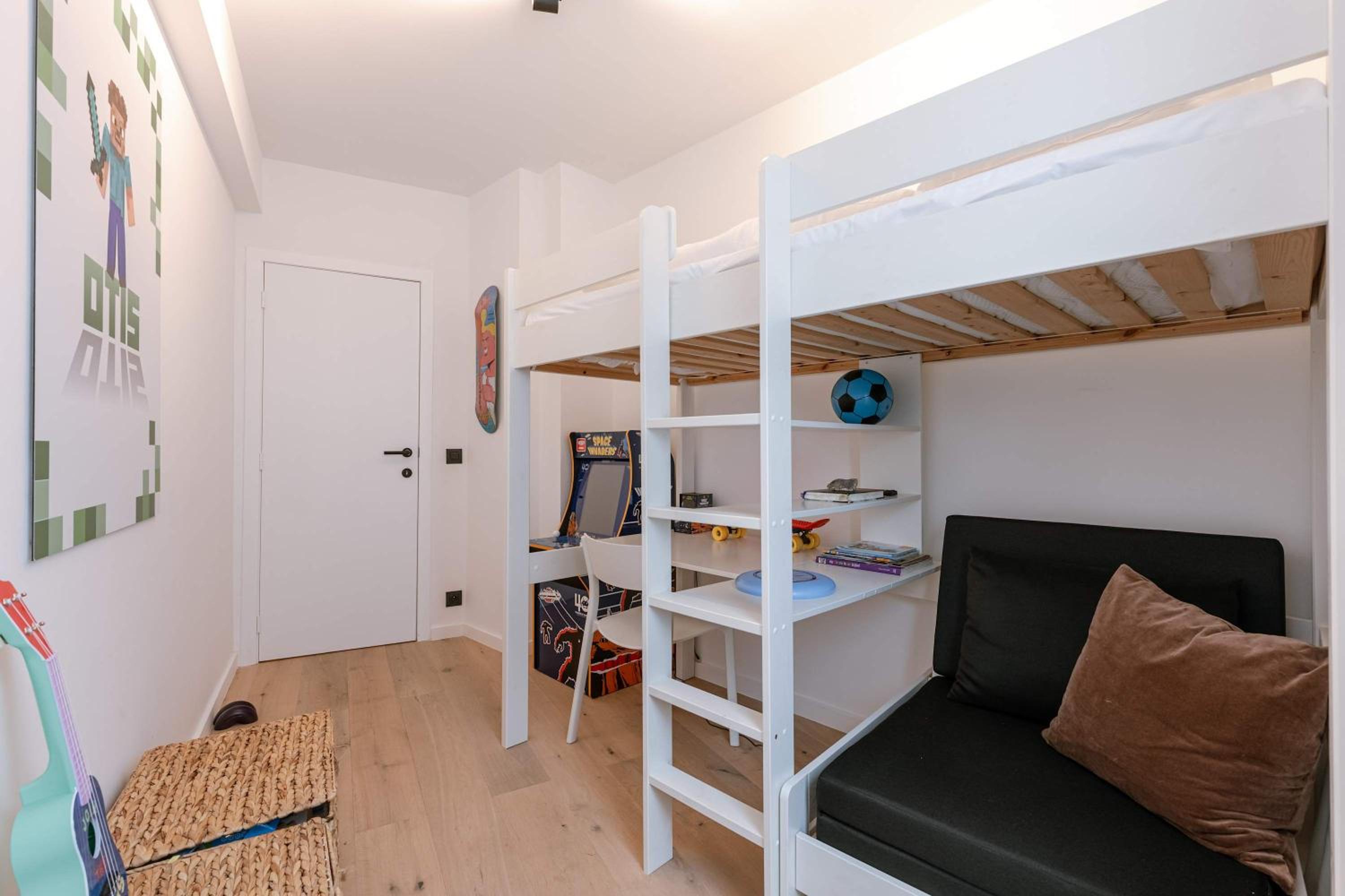 Casiola - Modern 3-bedroom apartment with family-friendly touches
