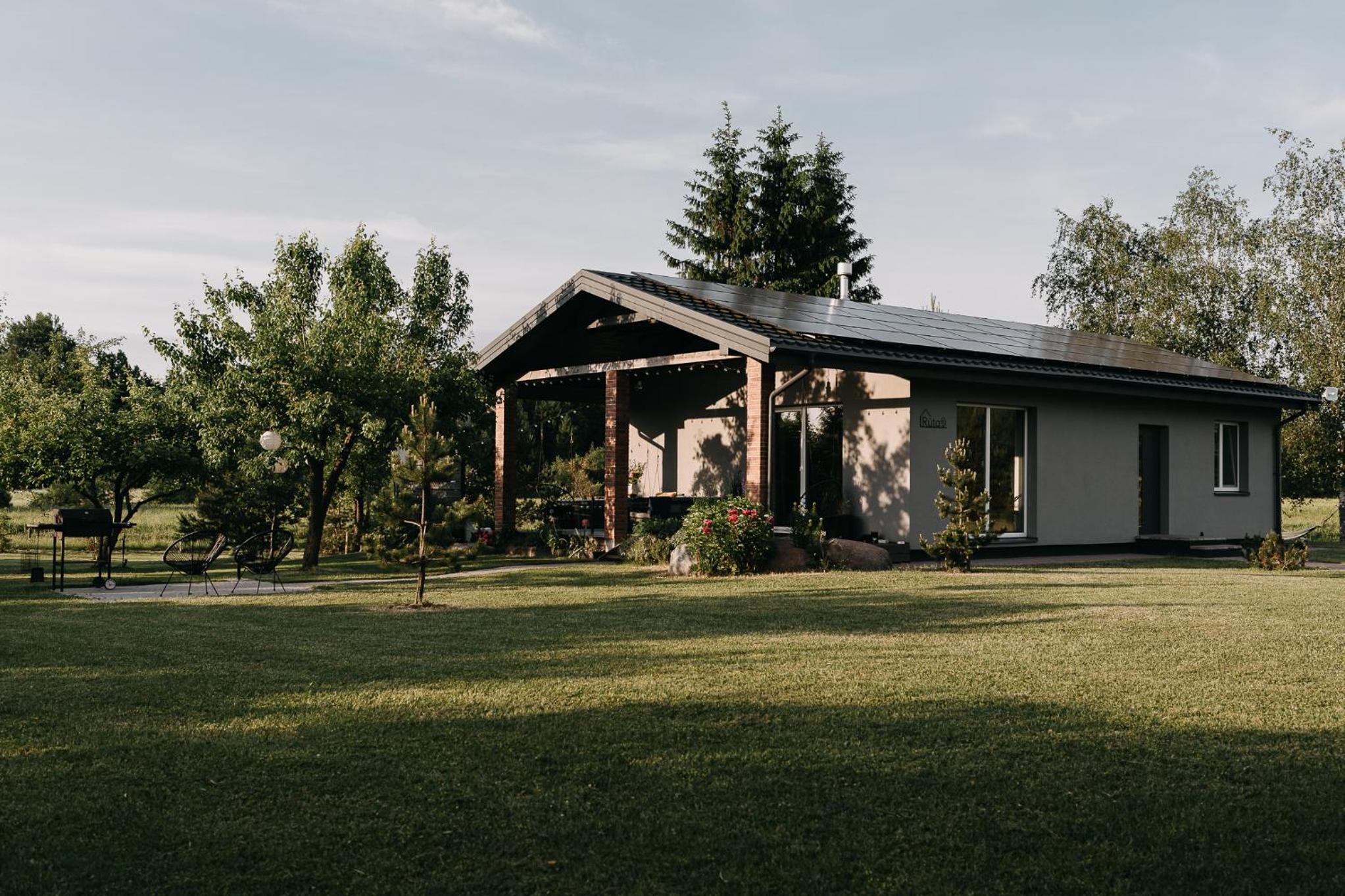 Hotel IKnamai - Image 1