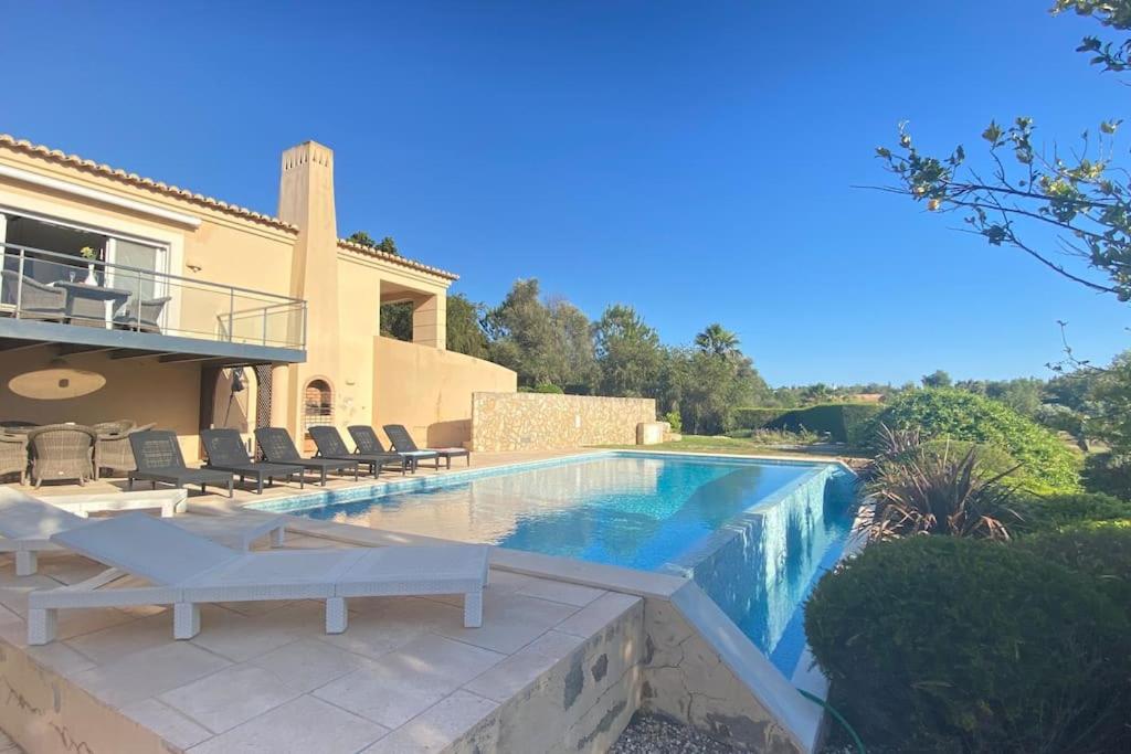 Golfe&Sun pool beach villa