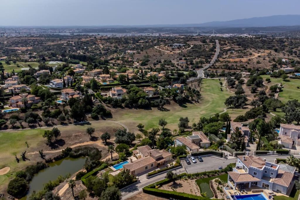 Golfe&Sun pool beach villa