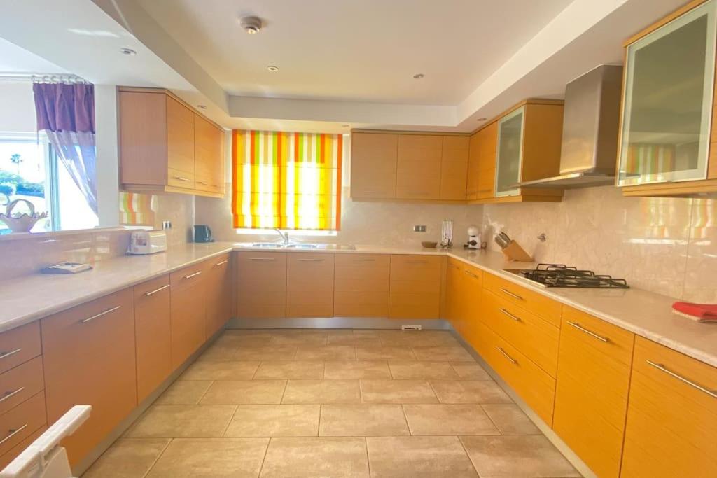 Golfe&Sun pool beach villa