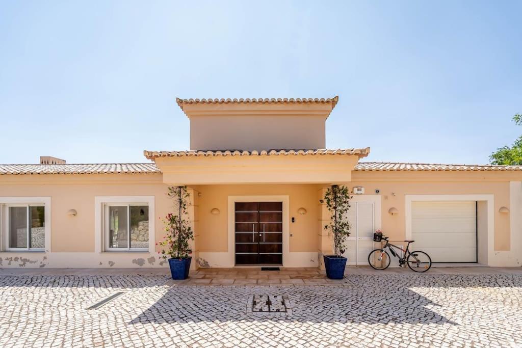 Golfe&Sun pool beach villa