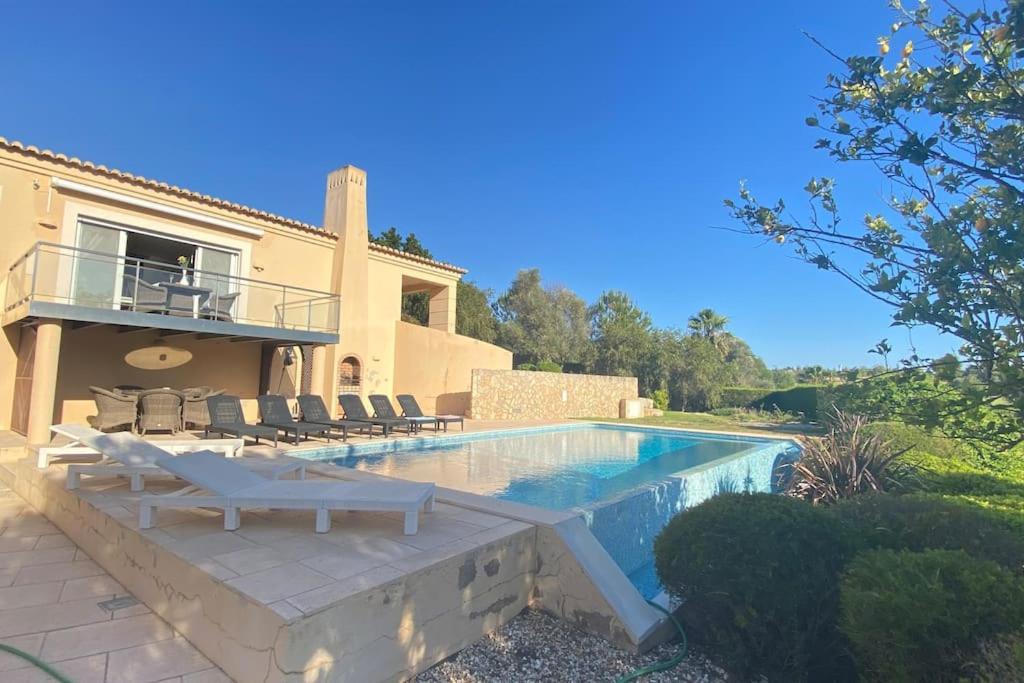 Golfe&Sun pool beach villa