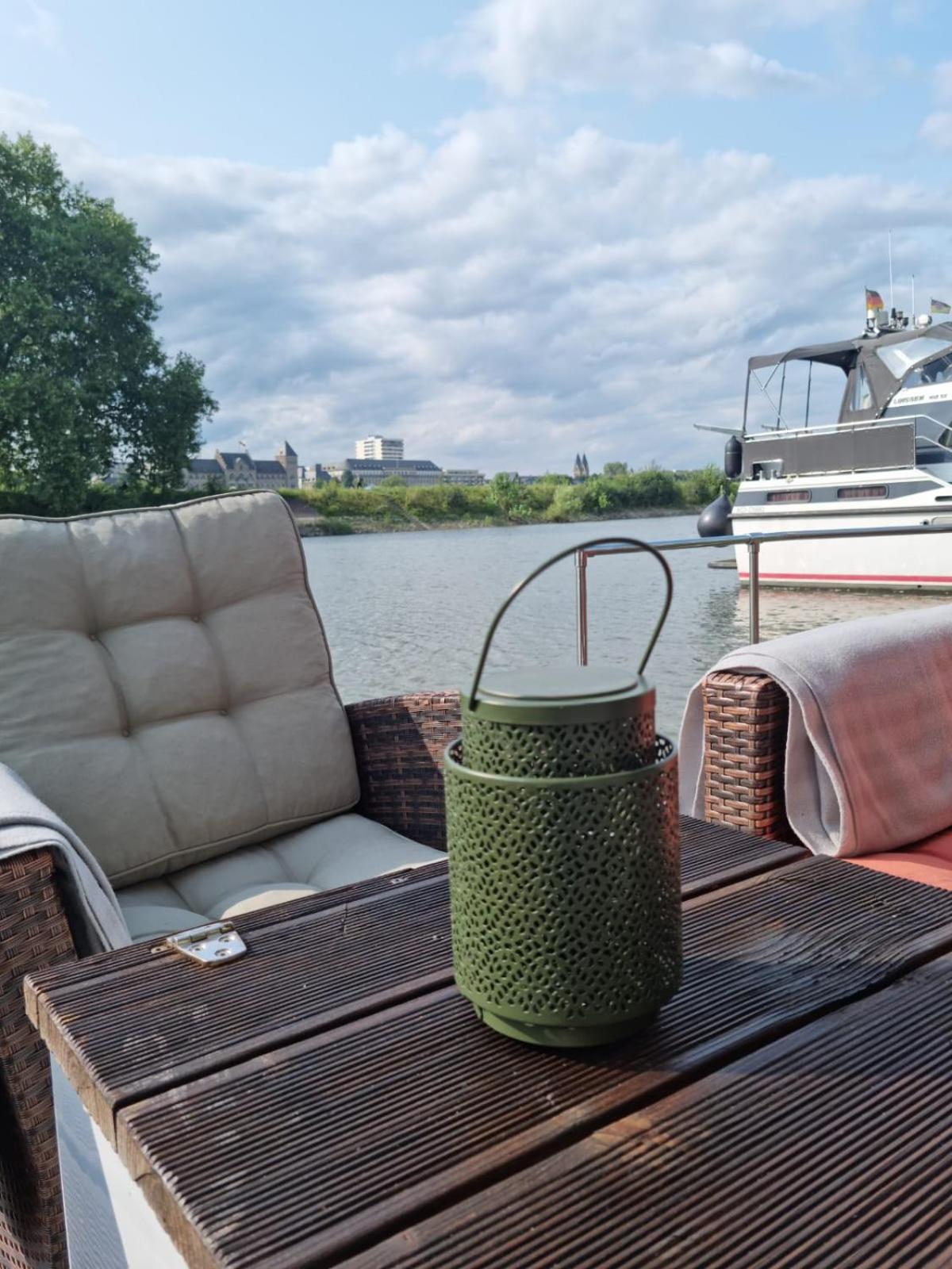 Dream 2 Relax Urlaub im Hausboot am Rhein