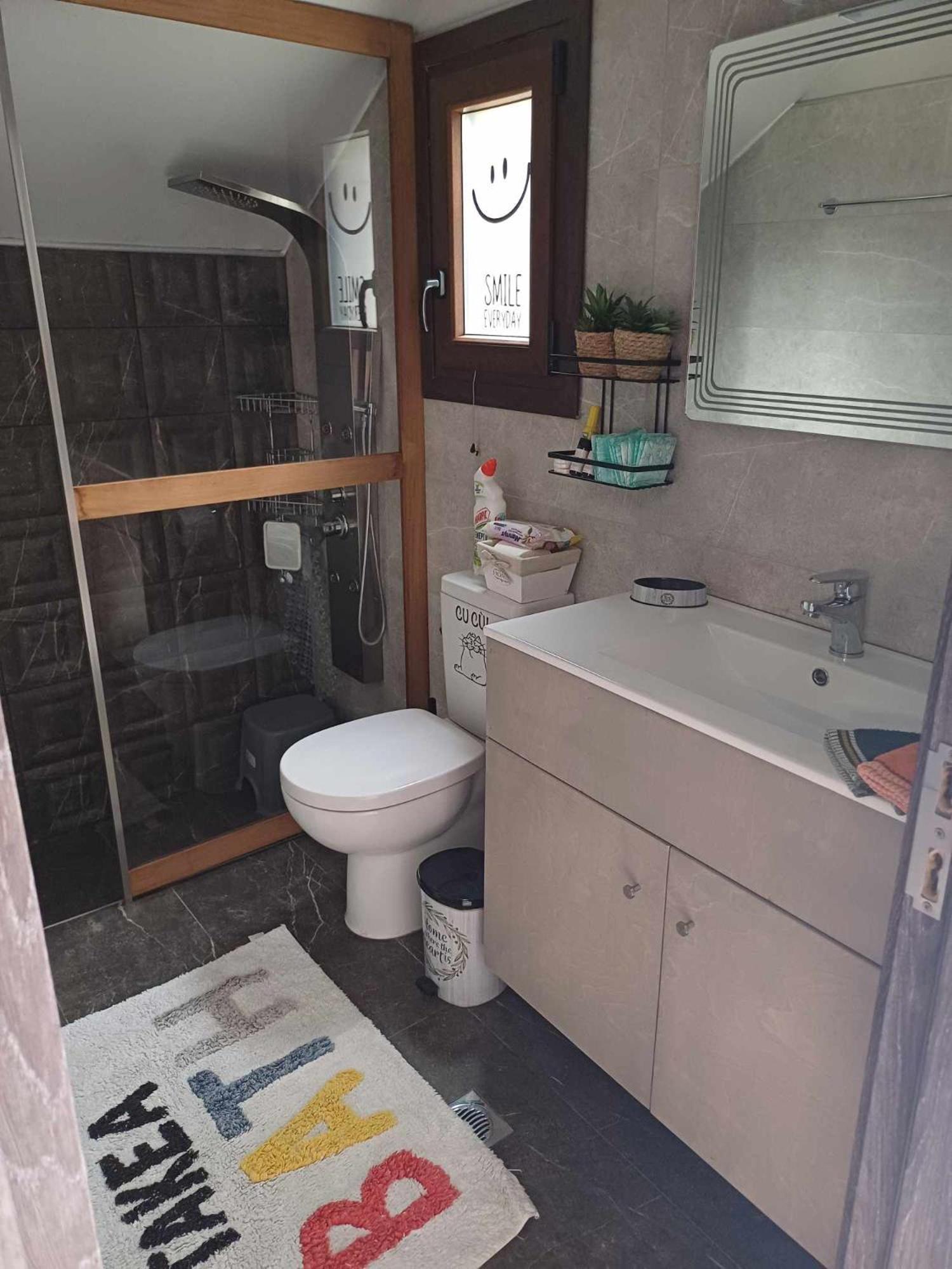 Stonehouse Karidis