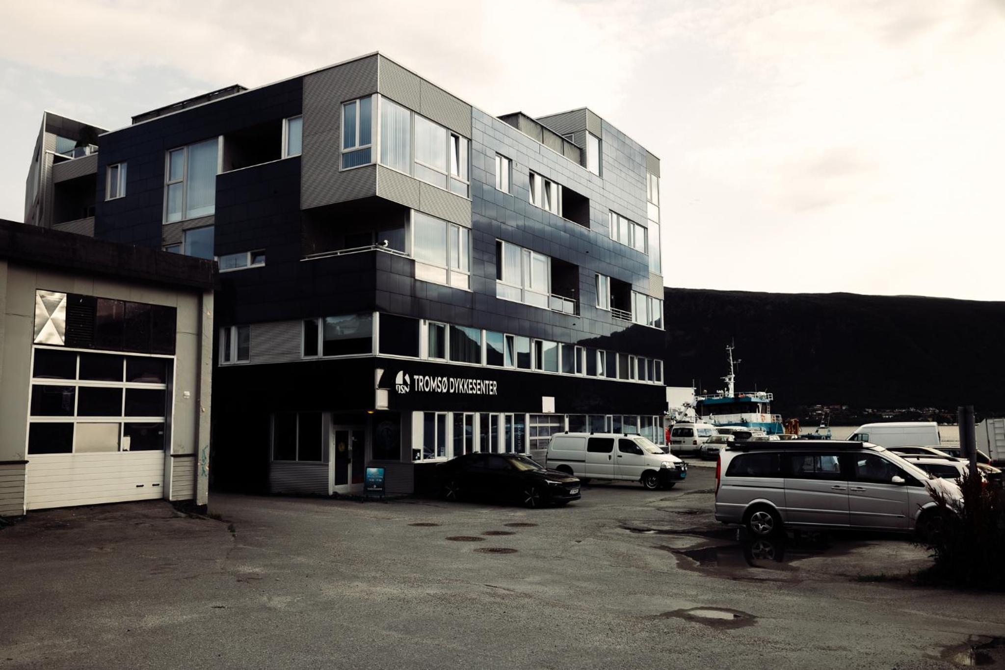 Northstay - Tromsø Harbor Mountain View Apartment view 3