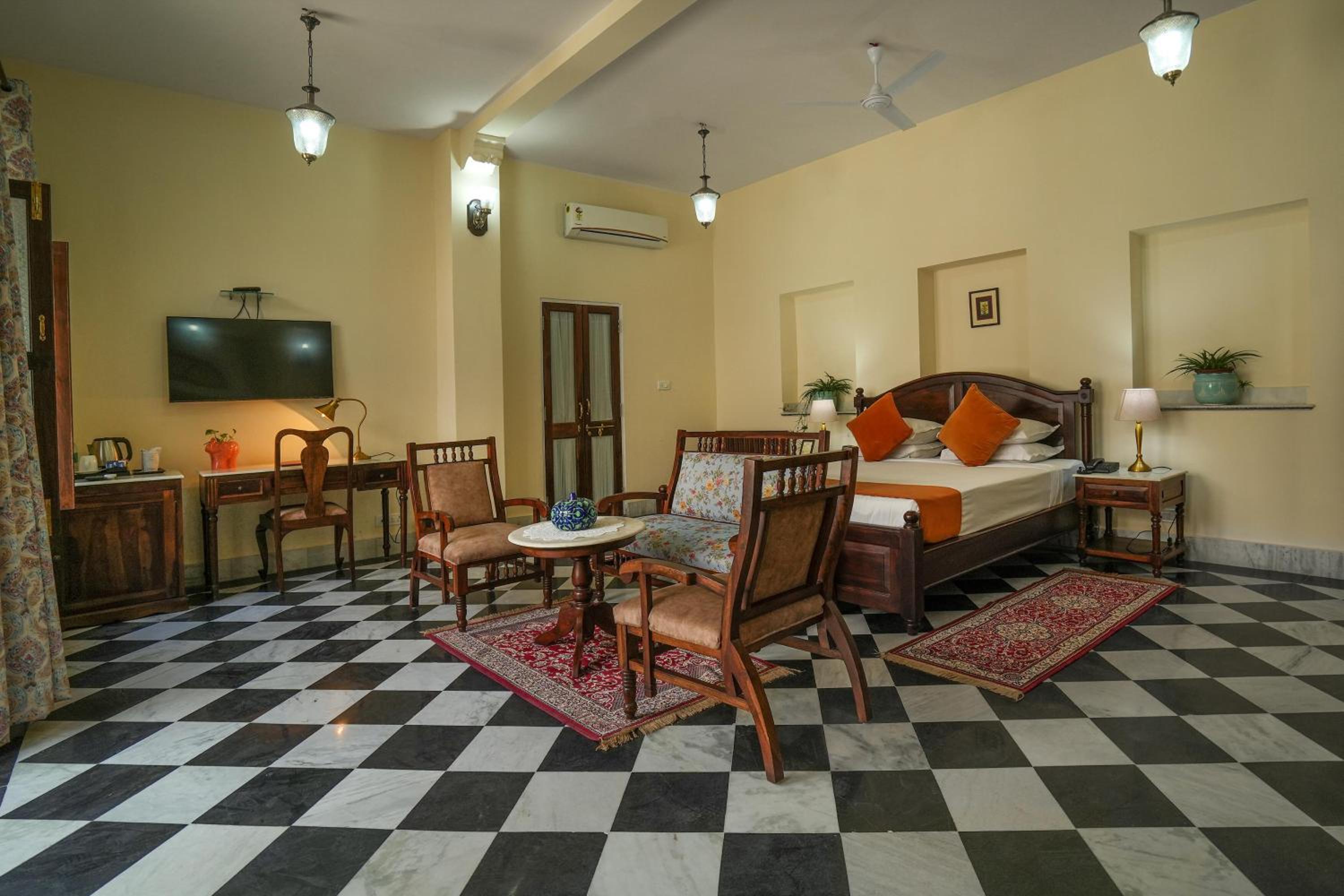 Diggi Palace - A City Center Hidden Heritage Gem