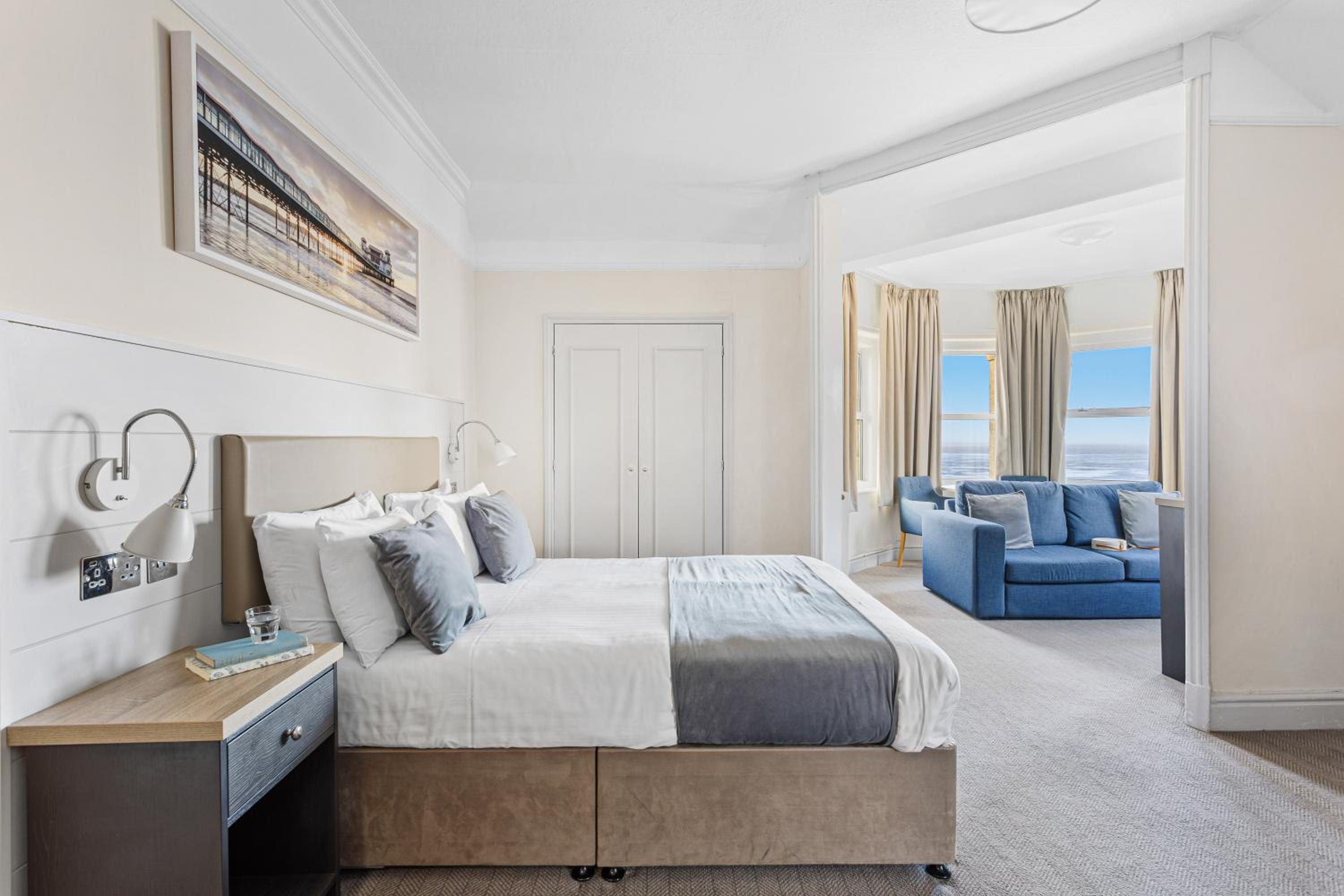 Weston-super-Mare Vacations - The Grand Atlantic Hotel - Property Image 1