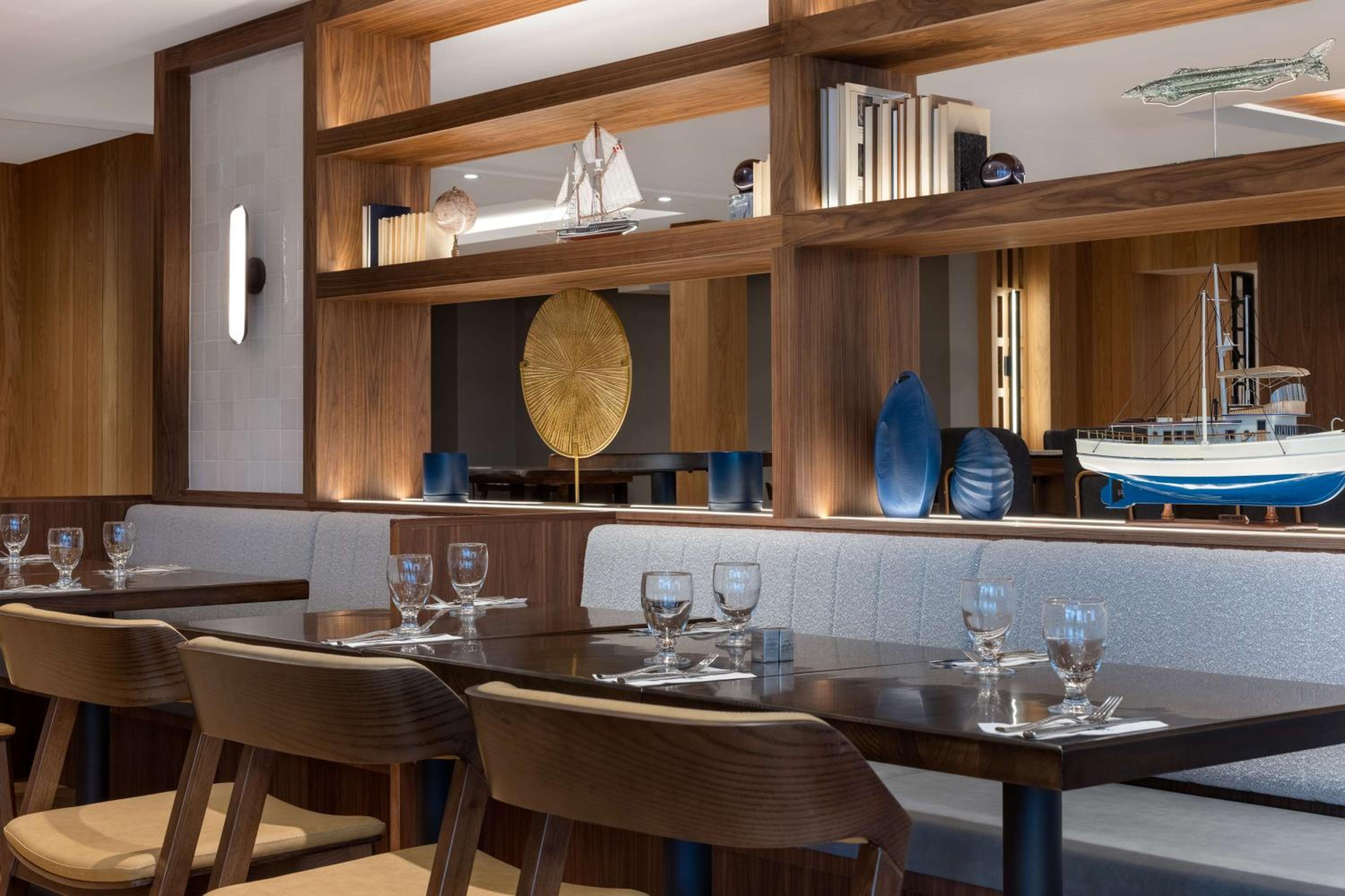 DoubleTree by Hilton Kingston - Newly Renovated