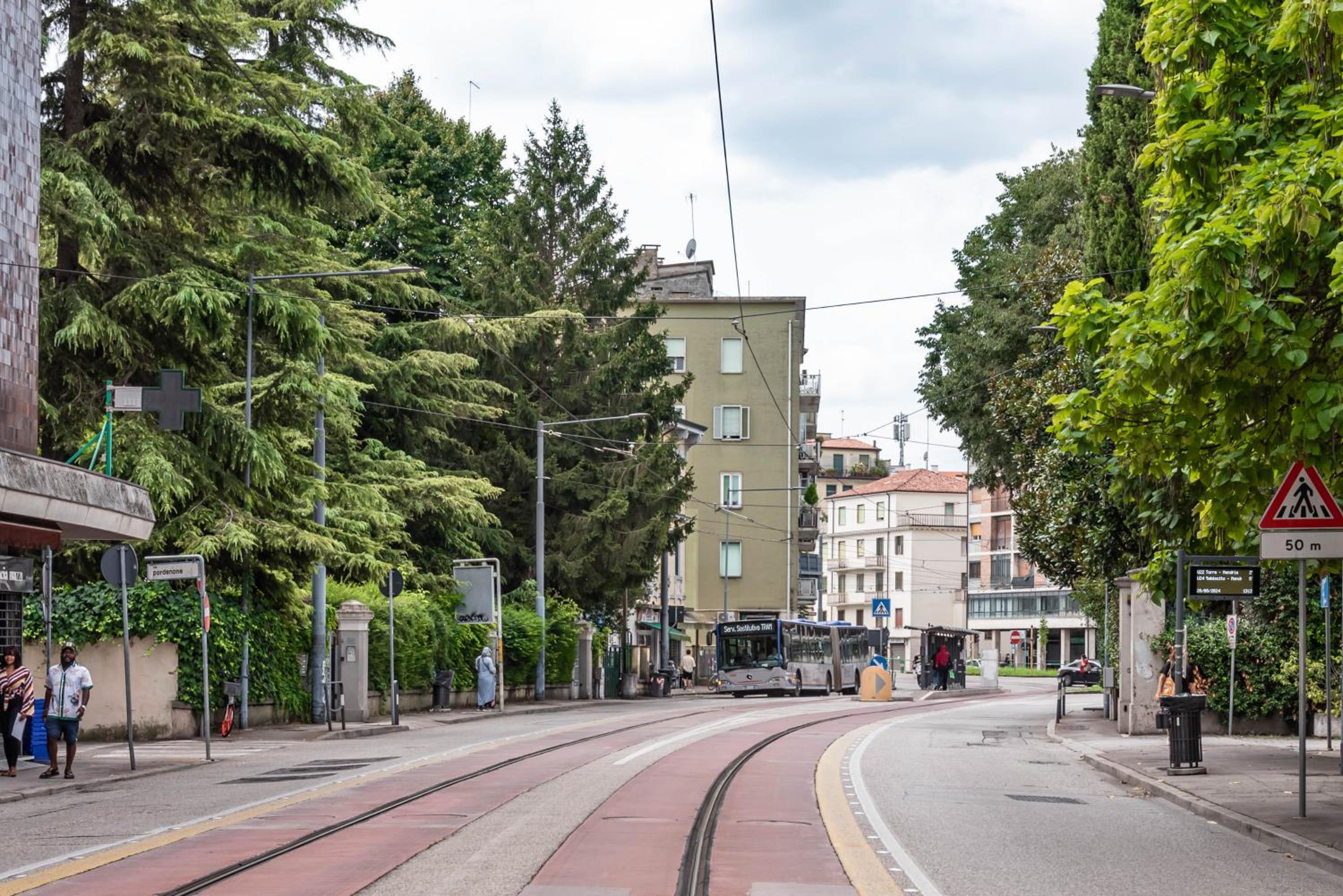 Italstay - Aspetti Shining 9 - 2 min tram Stop view 2