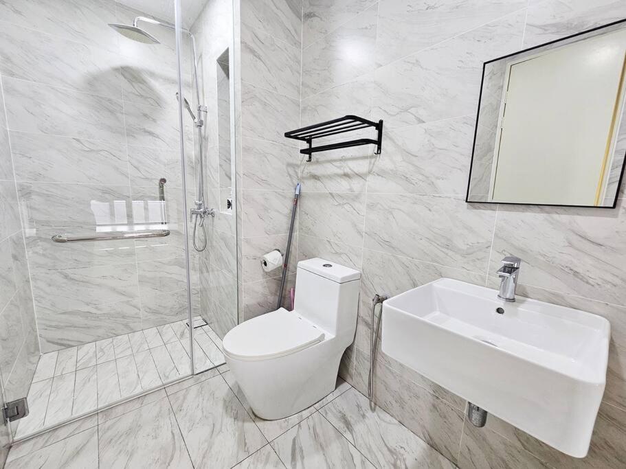 Peacefully&Chill#PrivateBathtub#ImperioResidence