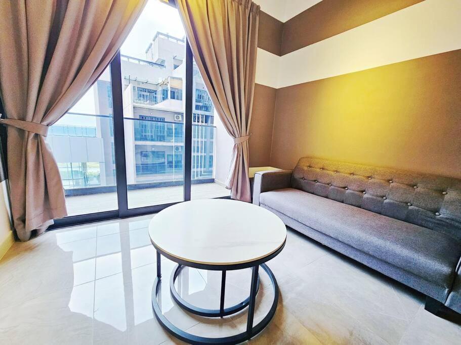 Peacefully&Chill#PrivateBathtub#ImperioResidence