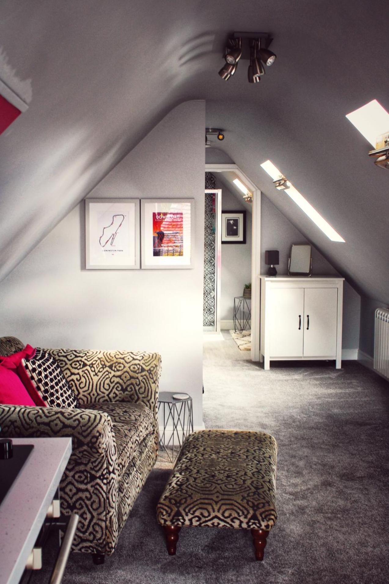 The Barn & The Loft at Ambro Mill - One Bed Apartments - Donington Park East Midlands Airport view 2