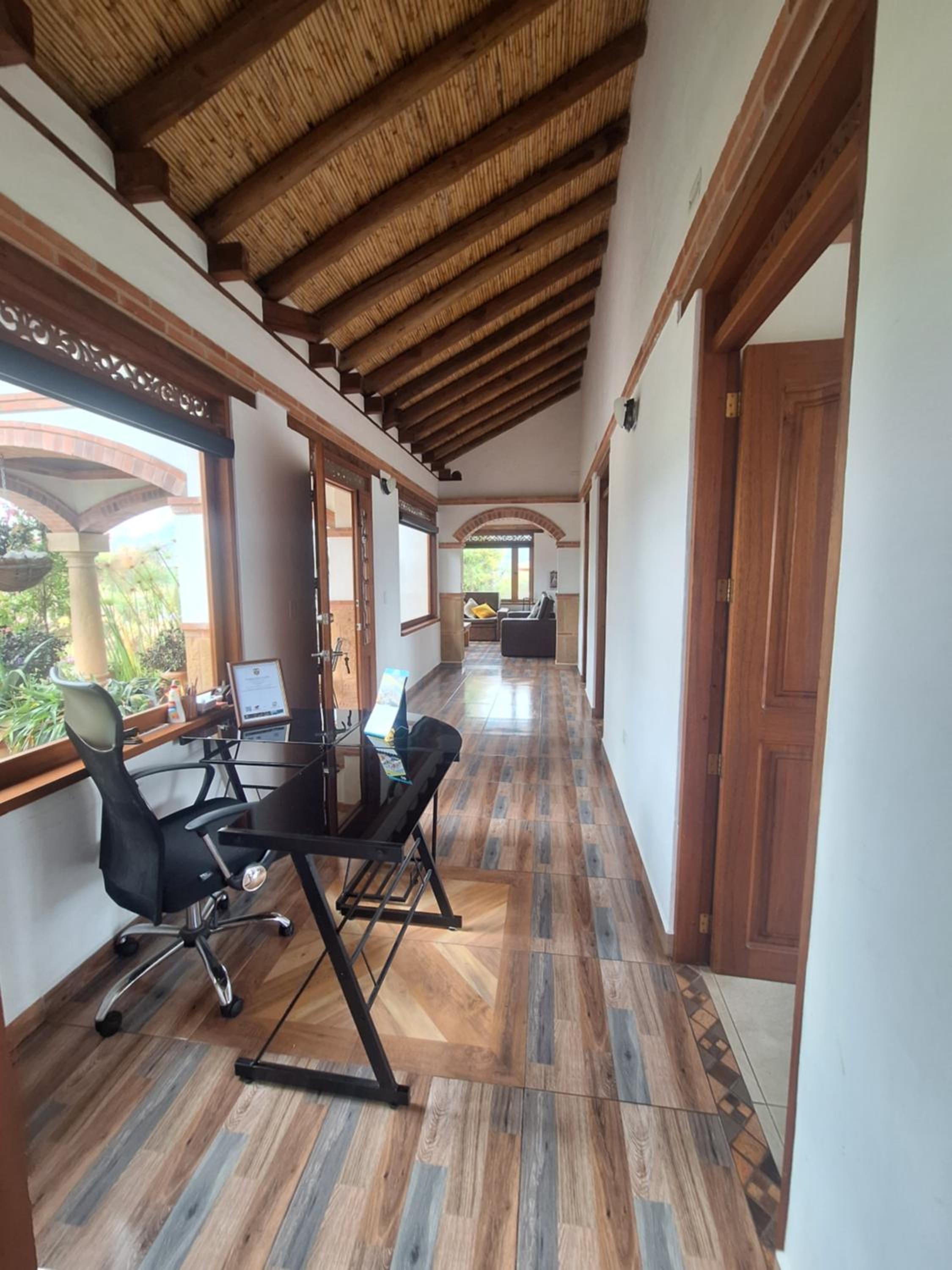 Home Boutique Flores Amarillas