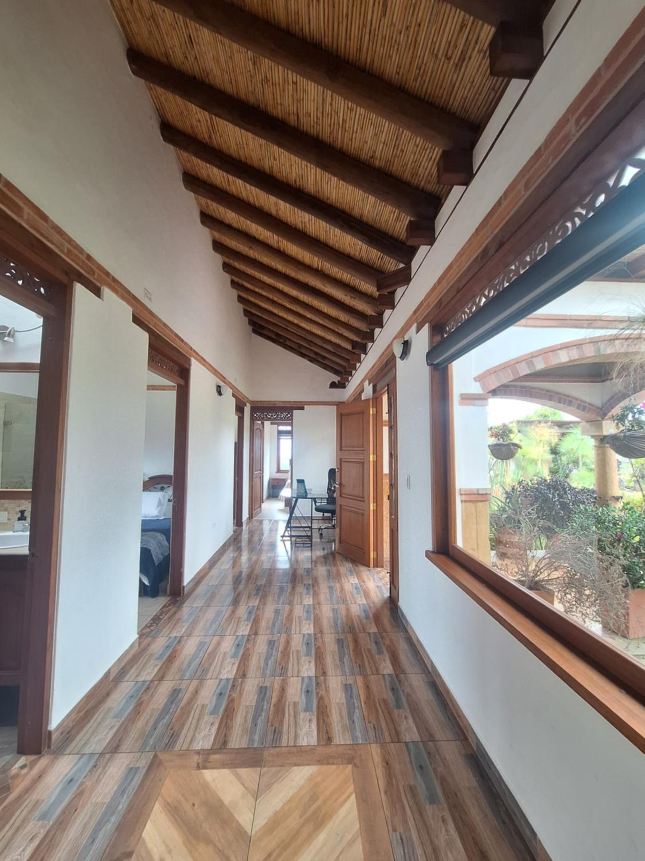 Home Boutique Flores Amarillas