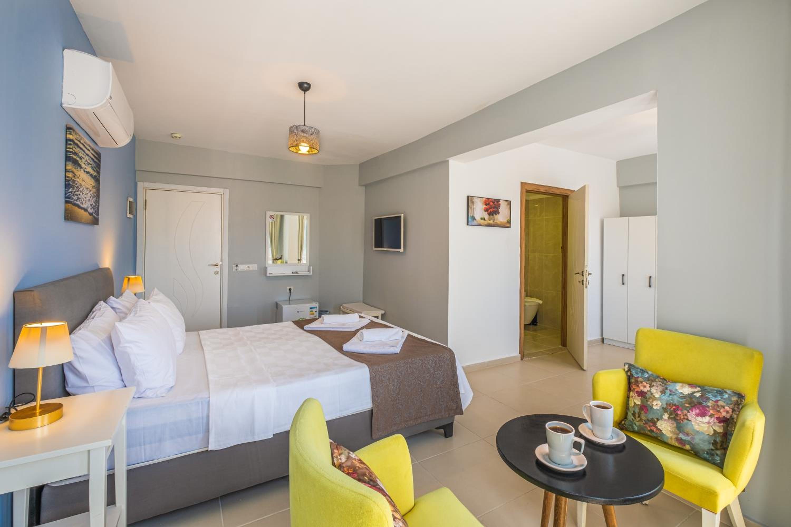 Himm Hotel - Image 15