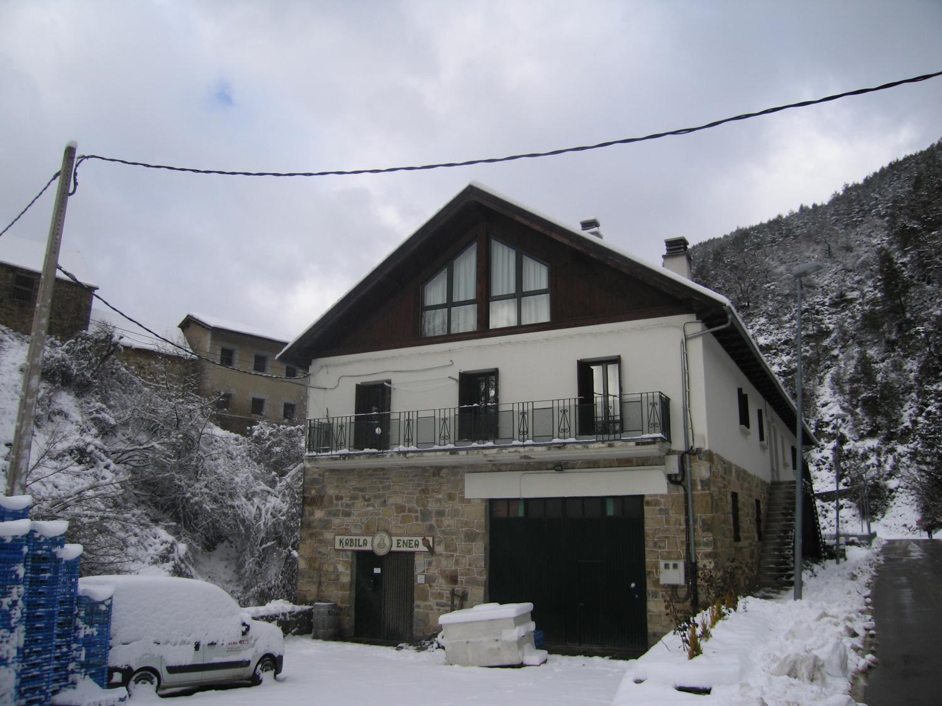 Photo 9