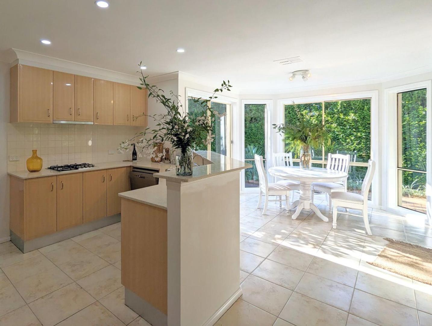Modern spacious 5-bedroom home in Northern Beaches