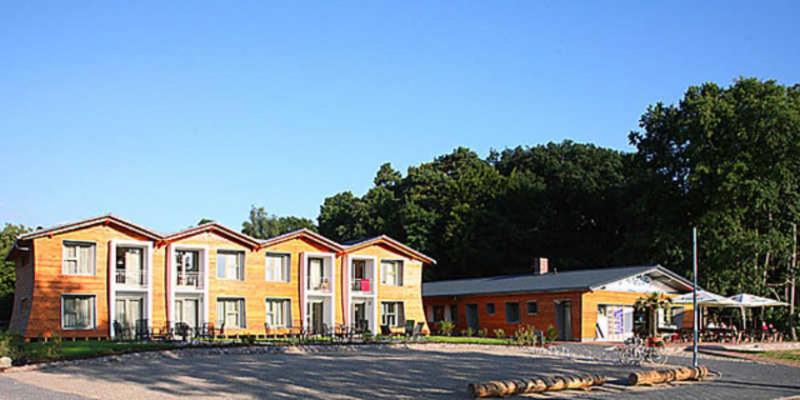 Urlaub am See - Ferienwohnungen auf dem Fischerhof Eldenburg