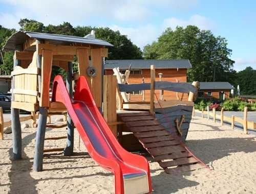 Urlaub am See - Ferienwohnungen auf dem Fischerhof Eldenburg