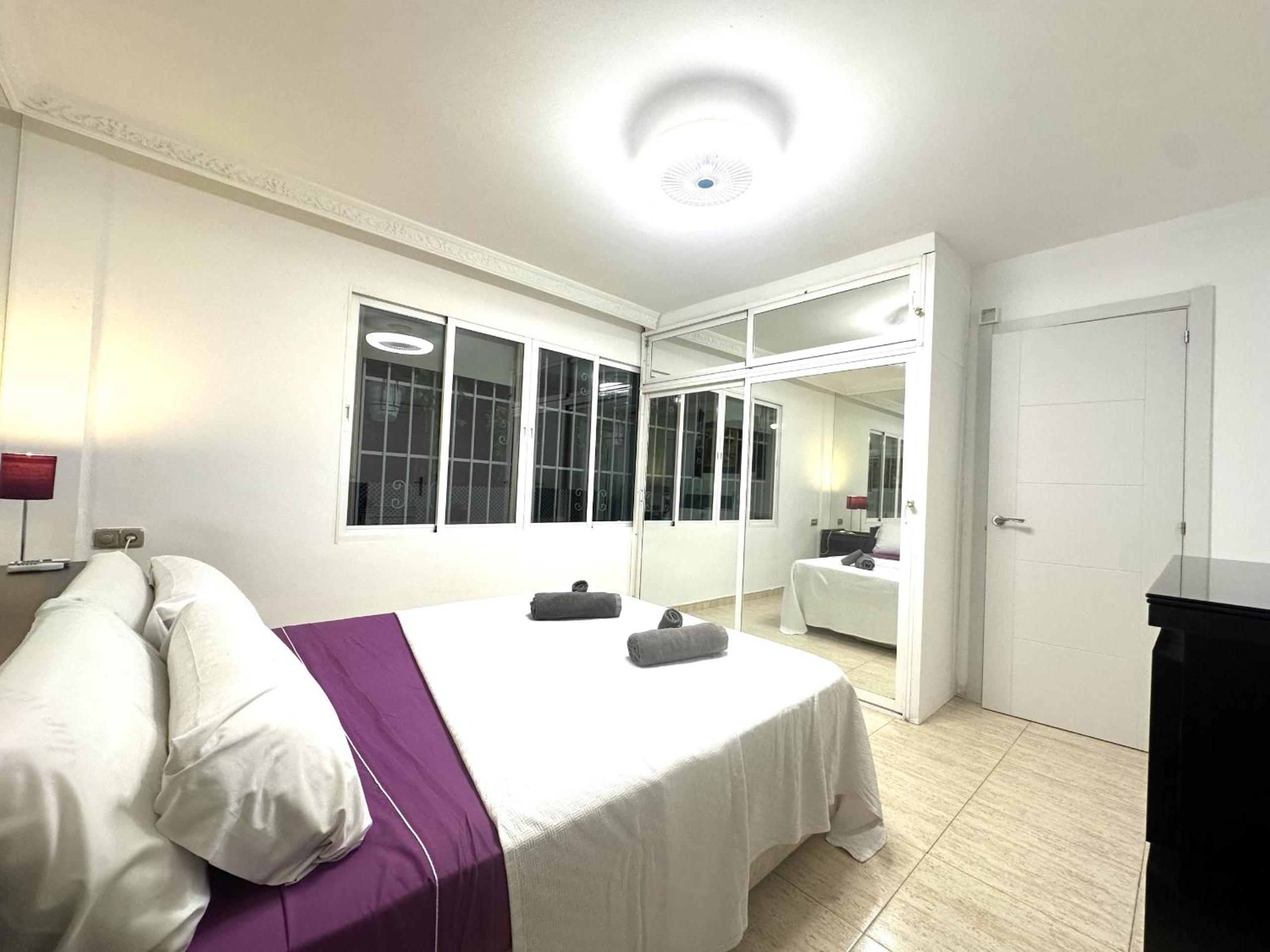 Luz de SteraM FLATS Torremolinos