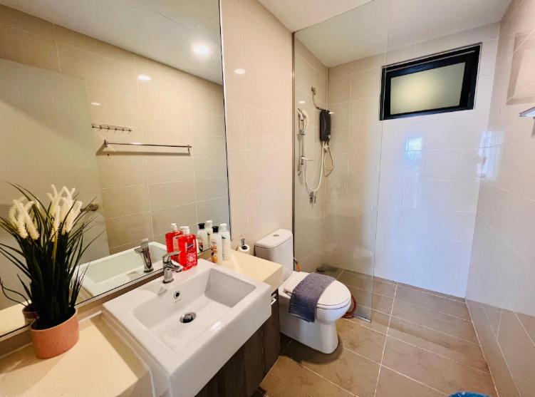 Mosaic Residence Mid Valley South Key BY R9 Homestay