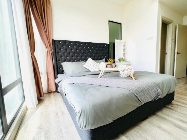 Mosaic Residence Mid Valley South Key BY R9 Homestay