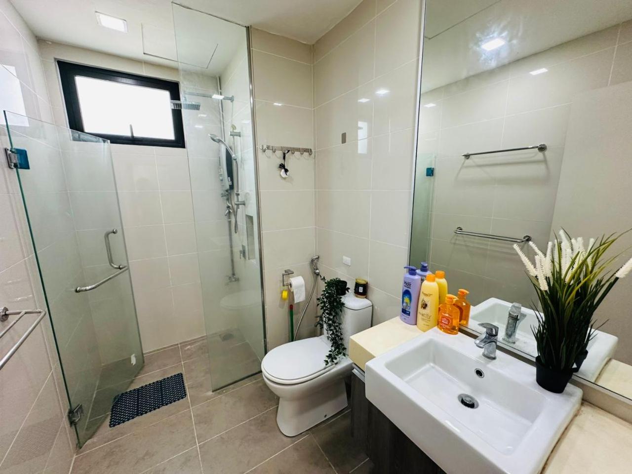 Mosaic Residence Mid Valley South Key BY R9 Homestay